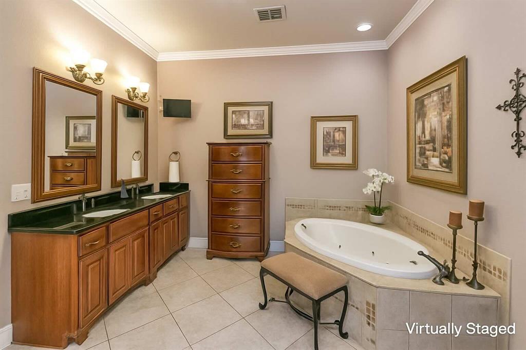 Bossier City, Louisiana, 71111, United States, 3 Bedrooms Bedrooms, ,3 BathroomsBathrooms,Residential,For Sale,1837396