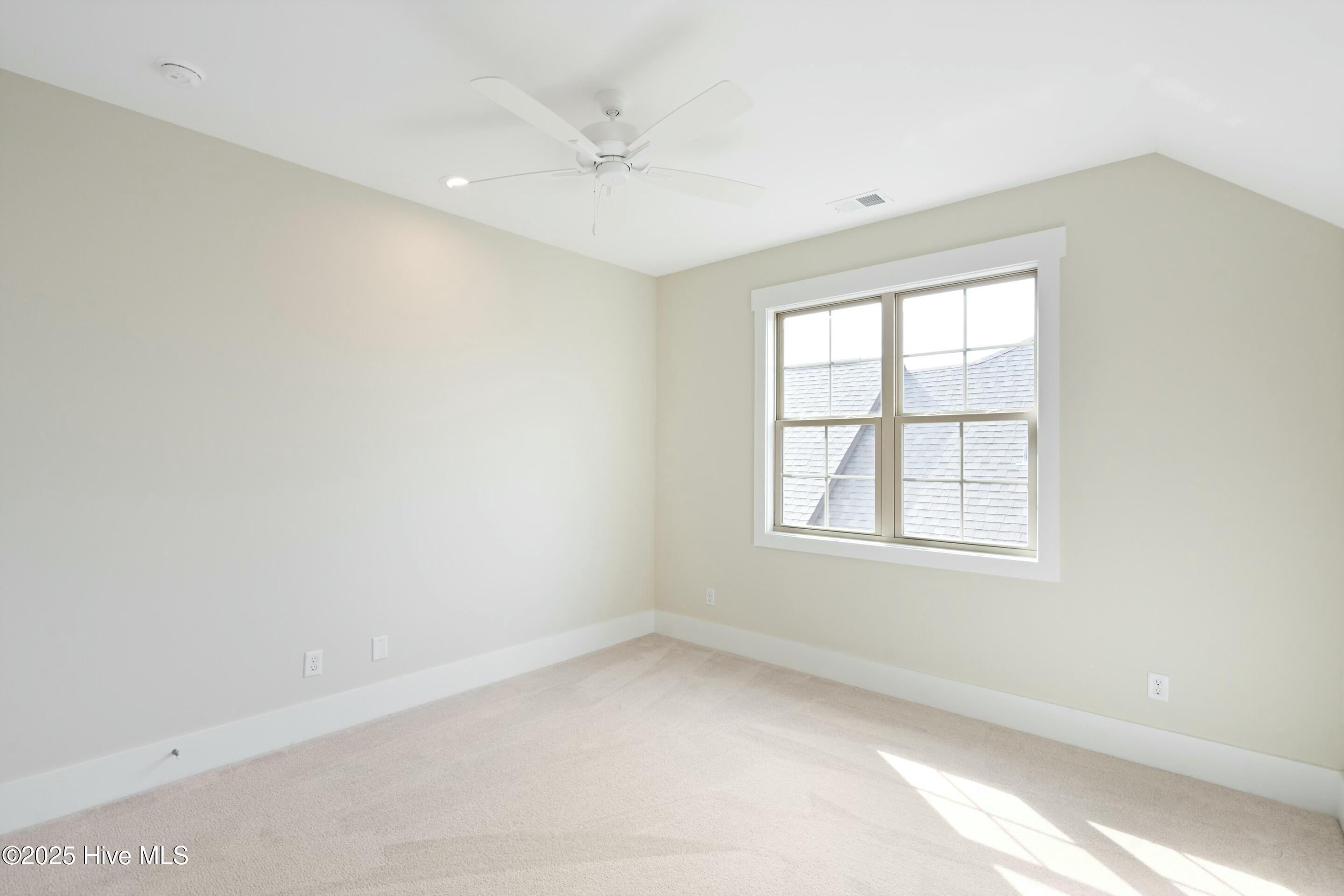 Wilmington, North Carolina, 28412, United States, 3 Bedrooms Bedrooms, ,4 BathroomsBathrooms,Residential,For Sale,1700106