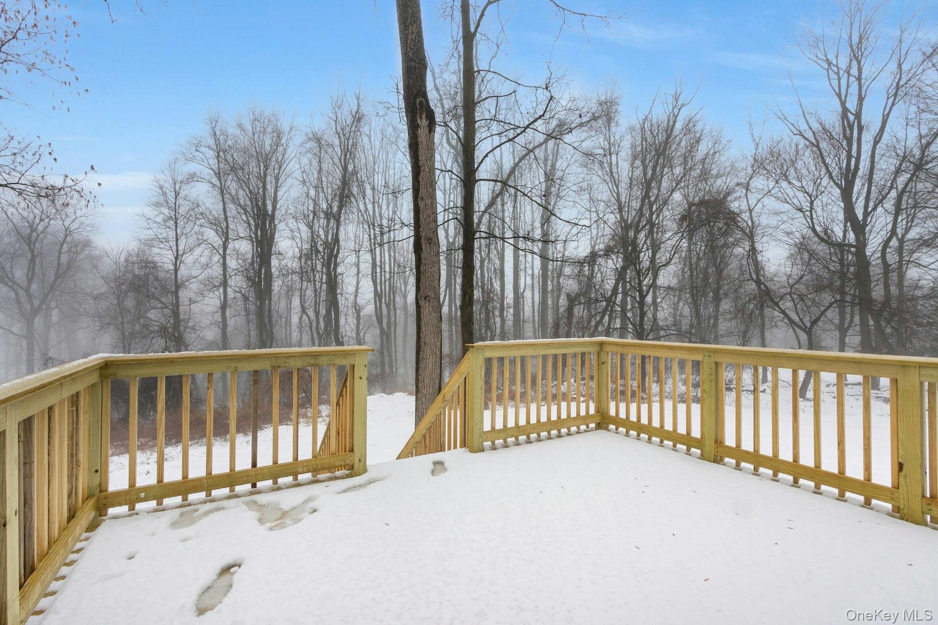 Valley Cottage, New York, 10989, United States, 4 Bedrooms Bedrooms, ,3 BathroomsBathrooms,Residential,For Sale,2005431