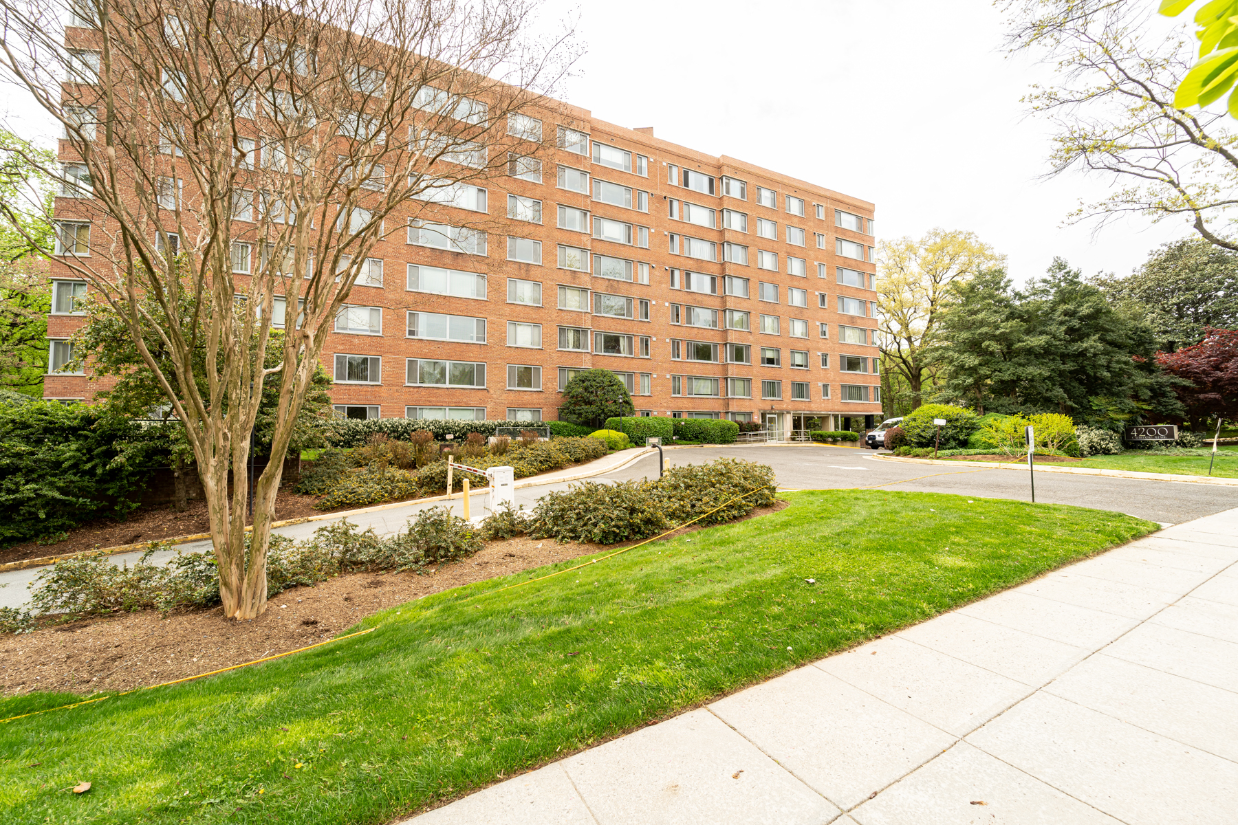  4200 NW Cathedral Avenue NW, Washington, DC, 20016 - 物件實景