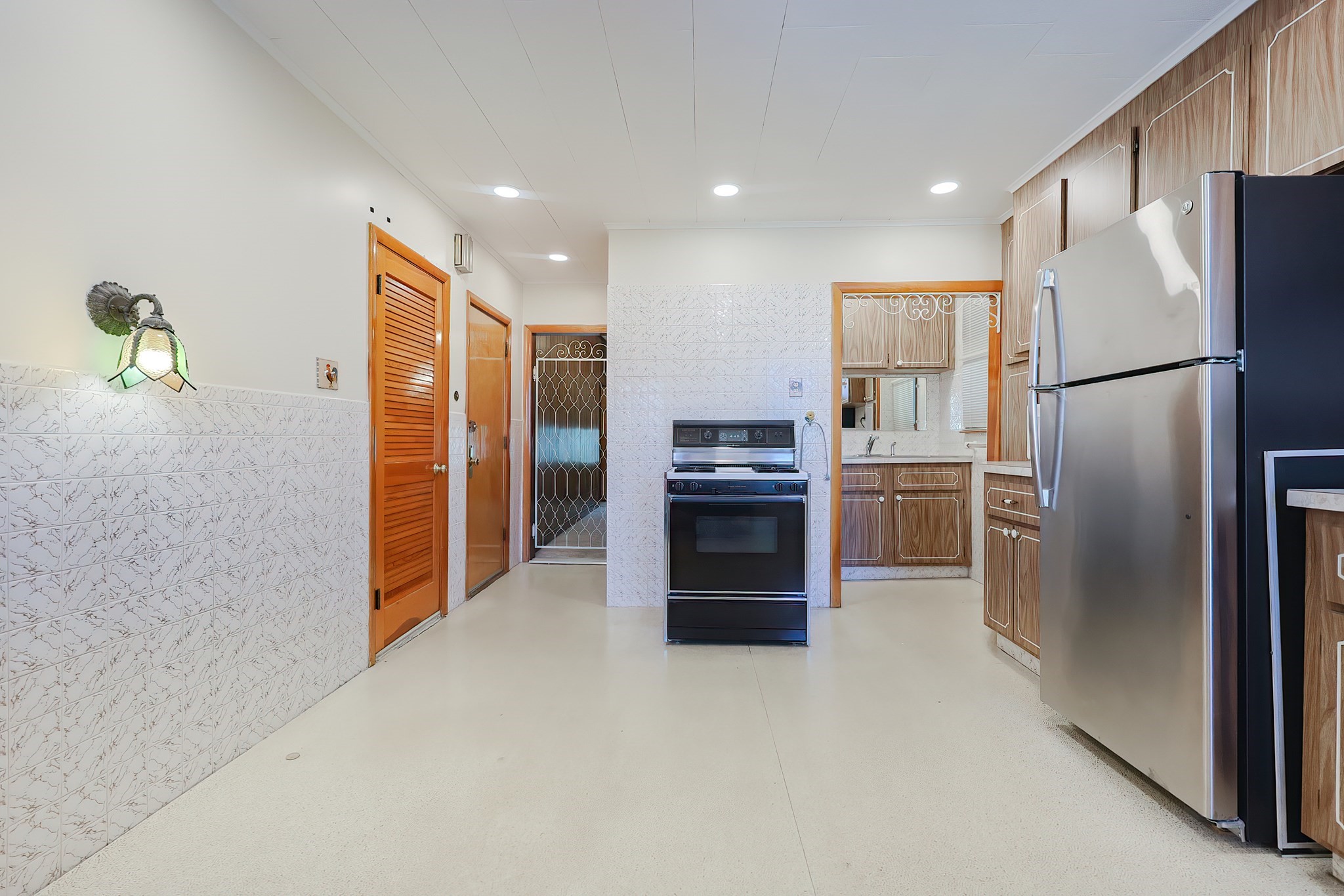 East Boston, Massachusetts, 02128, United States, 3 Bedrooms Bedrooms, ,3 BathroomsBathrooms,Residential,For Sale,1910714