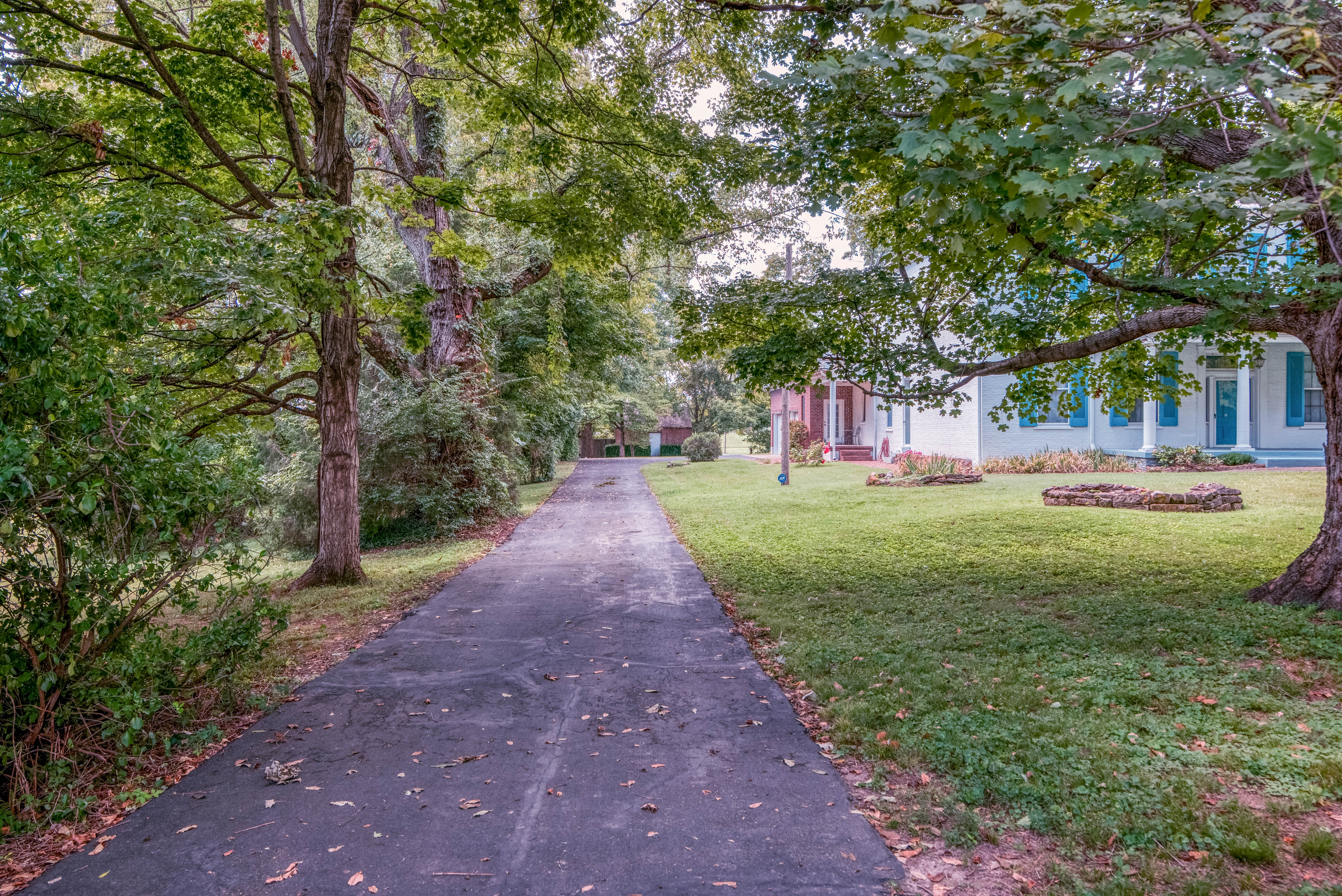 Shepherdsville, Kentucky, 40165, United States, 4 Bedrooms Bedrooms, ,3 BathroomsBathrooms,Residential,For Sale,1923663