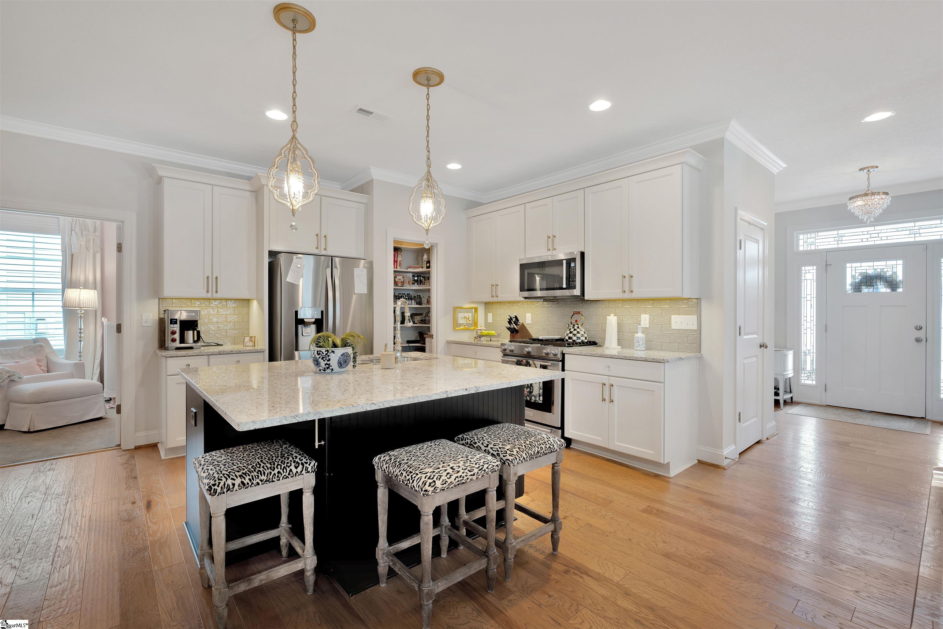 Greenville, South Carolina, 29607, United States, 3 Bedrooms Bedrooms, ,3 BathroomsBathrooms,Residential,For Sale,1865354