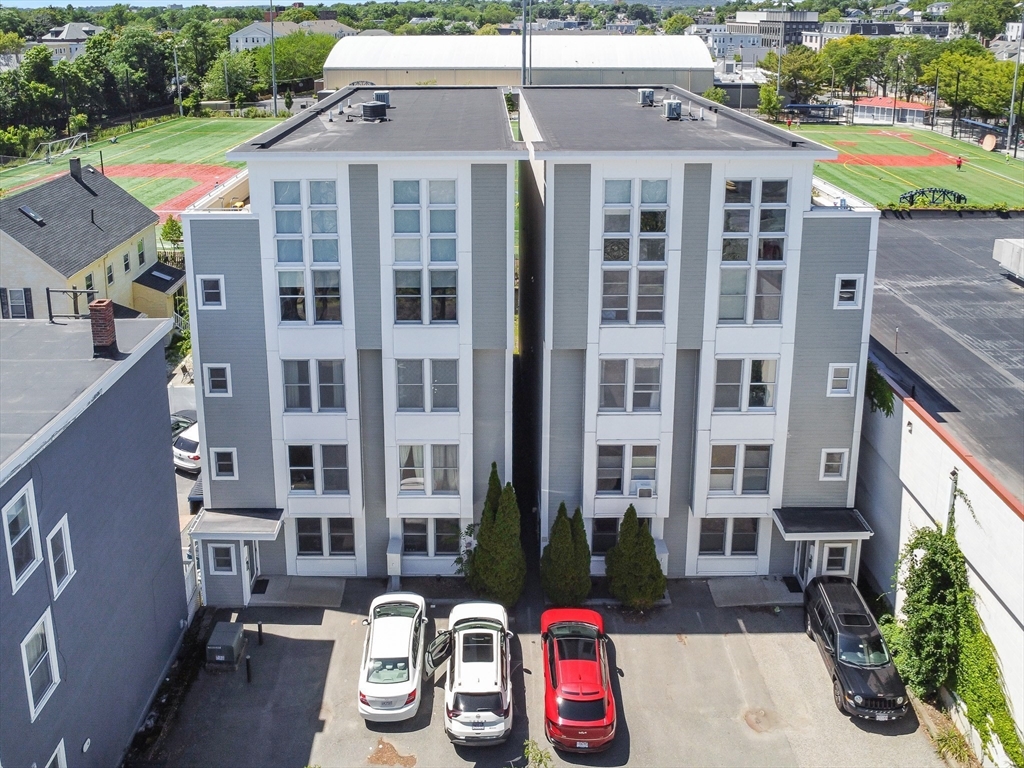 Somerville, Massachusetts, 02143, United States, 1 Bedroom Bedrooms, ,2 BathroomsBathrooms,Residential,For Sale,1899714