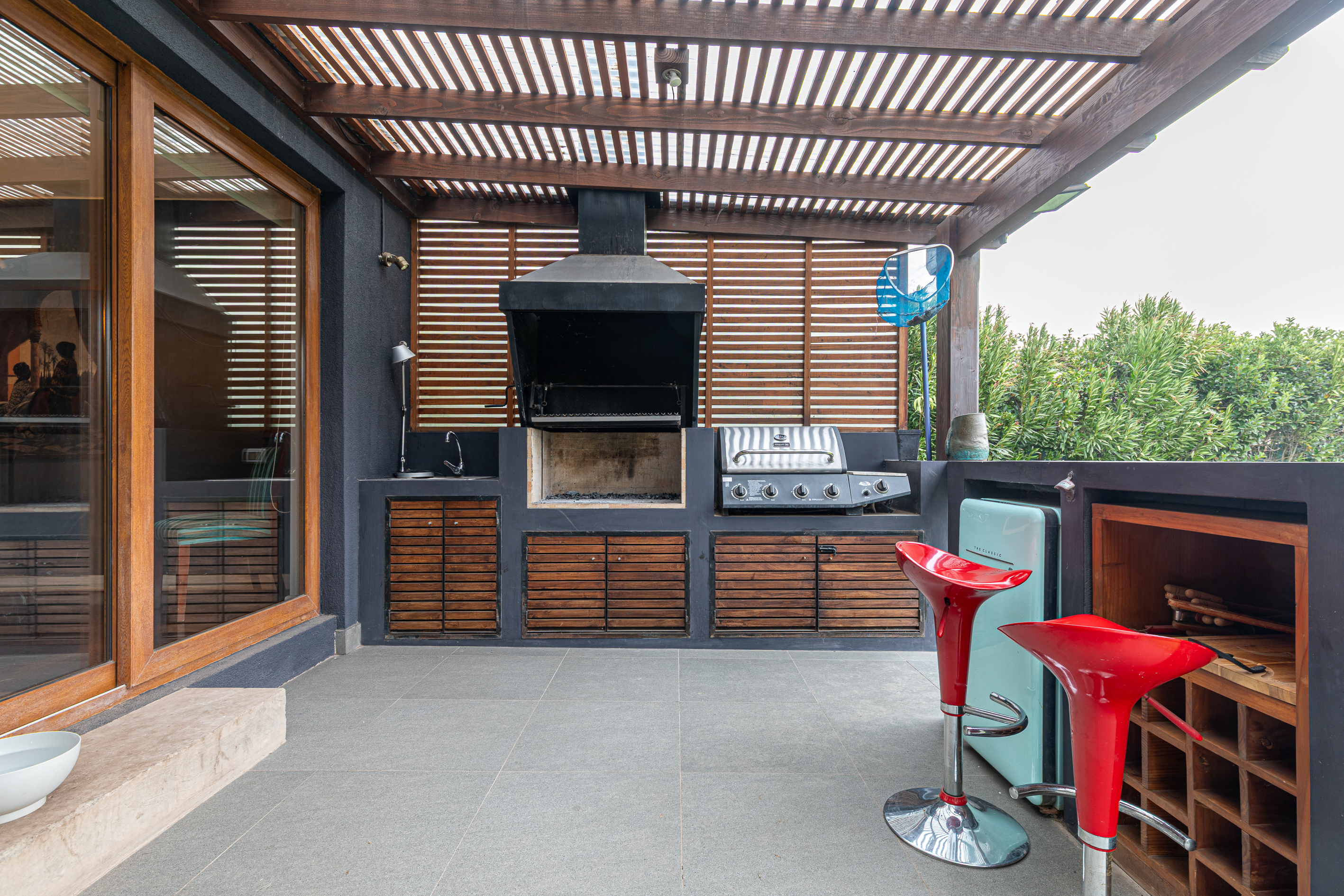  Contemporary 4-Bedroom Home in Piedra Roja - 物件實景