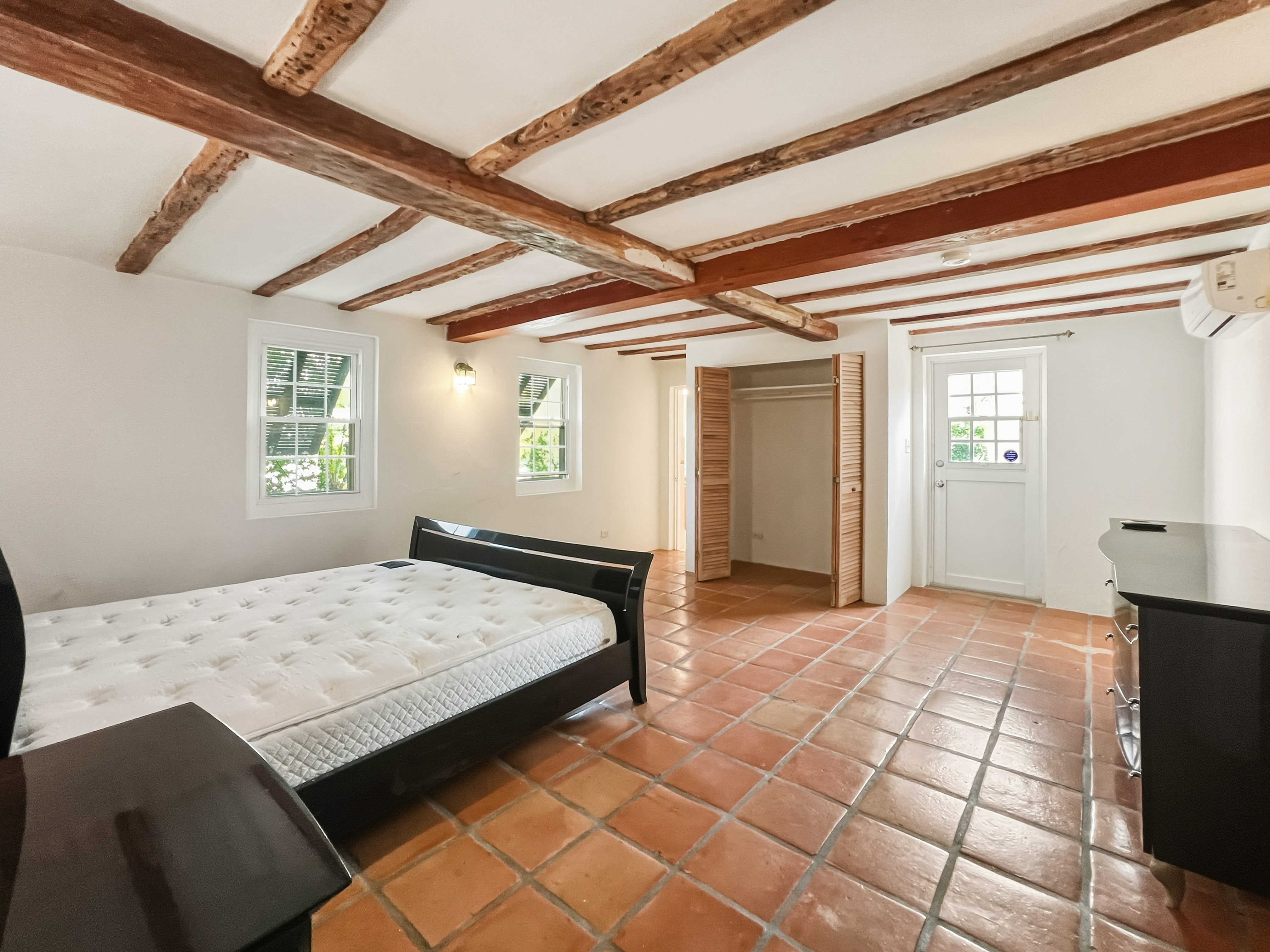 Paget, BM, 5 Bedrooms Bedrooms, ,5 BathroomsBathrooms,Residential,For Sale,1998516