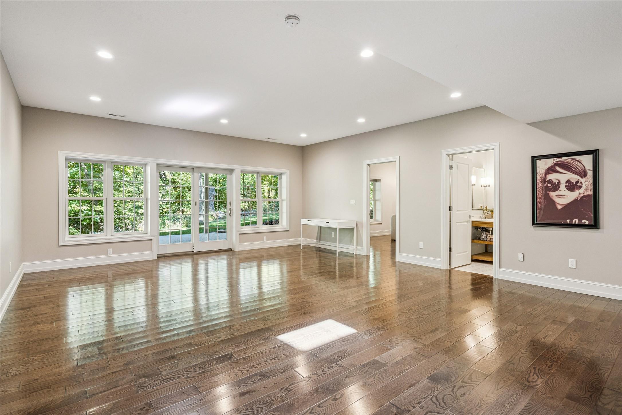 Polk City, Iowa, 50226, United States, 5 Bedrooms Bedrooms, ,5 BathroomsBathrooms,Residential,For Sale,1977083