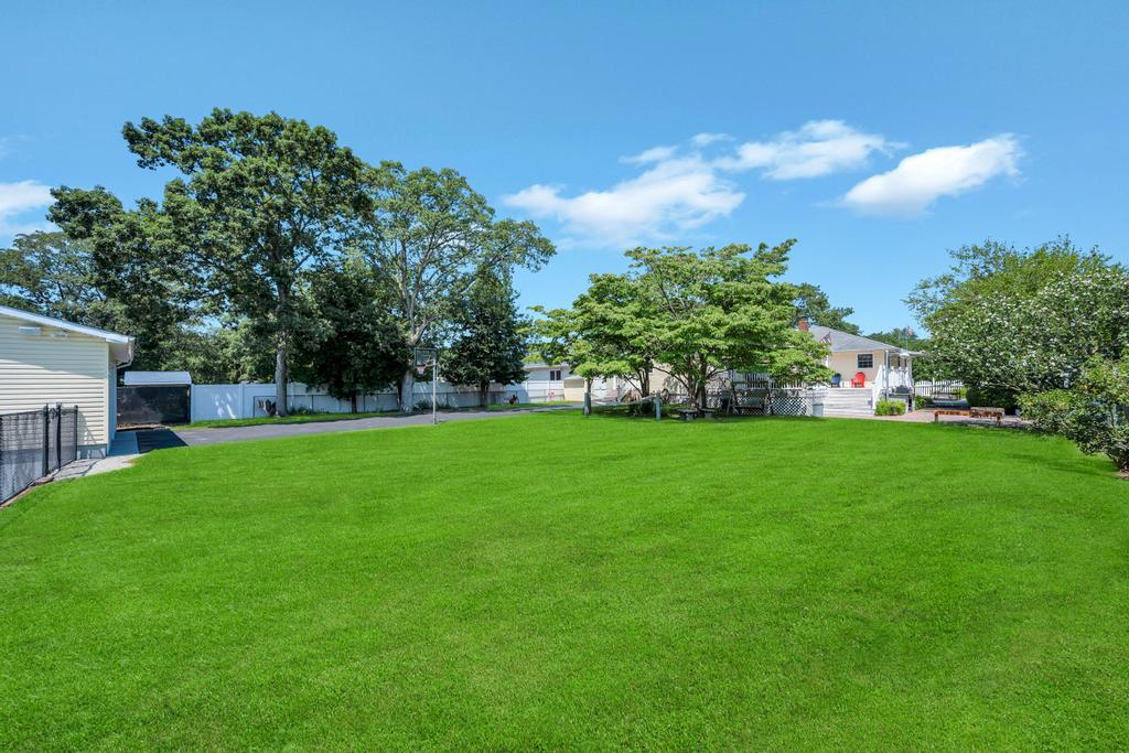 Islip Terrace, New York, 11752, United States, 3 Bedrooms Bedrooms, ,3 BathroomsBathrooms,Residential,For Sale,1898888