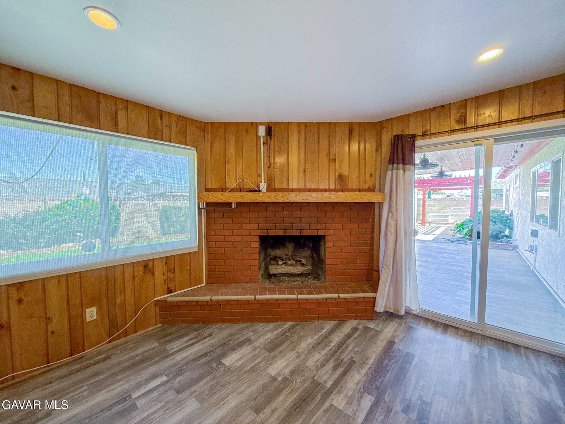 Palmdale, California, 93550, United States, 4 Bedrooms Bedrooms, ,2 BathroomsBathrooms,Residential,For Sale,2028325