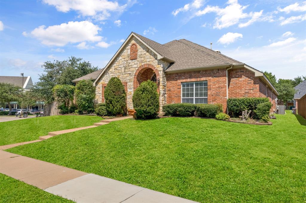 Plano, Texas, 75024, United States, 4 Bedrooms Bedrooms, ,3 BathroomsBathrooms,Residential,For Sale,1942194