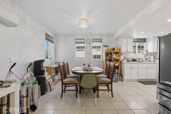 Los Angeles, California, 90007, United States, ,Residential,For Sale,1979560