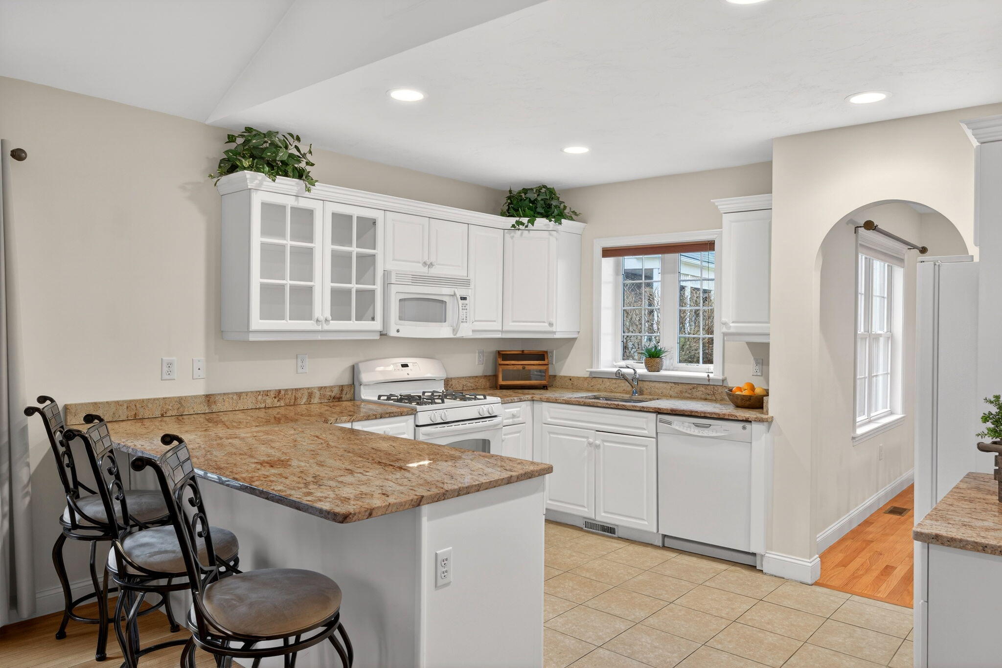  5 Blue Meadow Court, Bourne, MA, 02532 - 物件實景