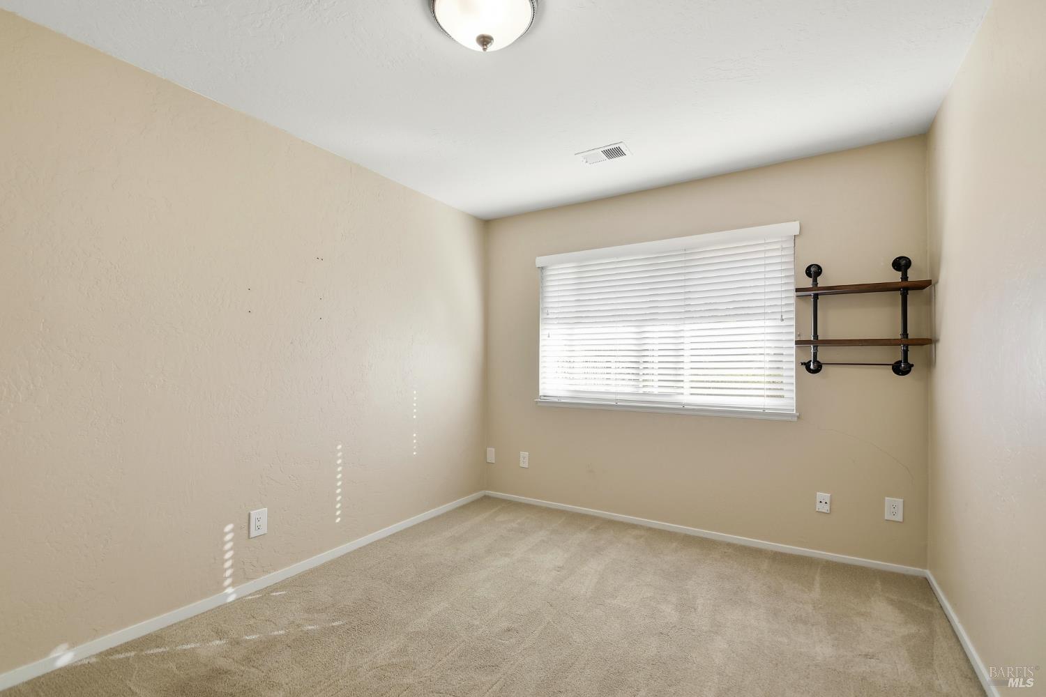 Santa Rosa, California, 95403, United States, 3 Bedrooms Bedrooms, ,2 BathroomsBathrooms,Residential,For Sale,1997144