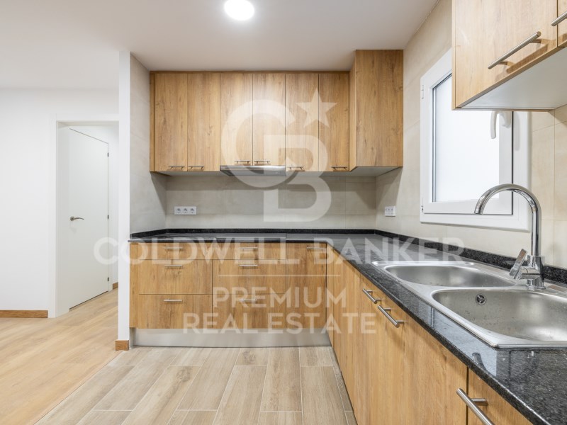 Barcelona Capital, Catalonia, ES, 4 Bedrooms Bedrooms, ,2 BathroomsBathrooms,Residential,For Sale,1752562