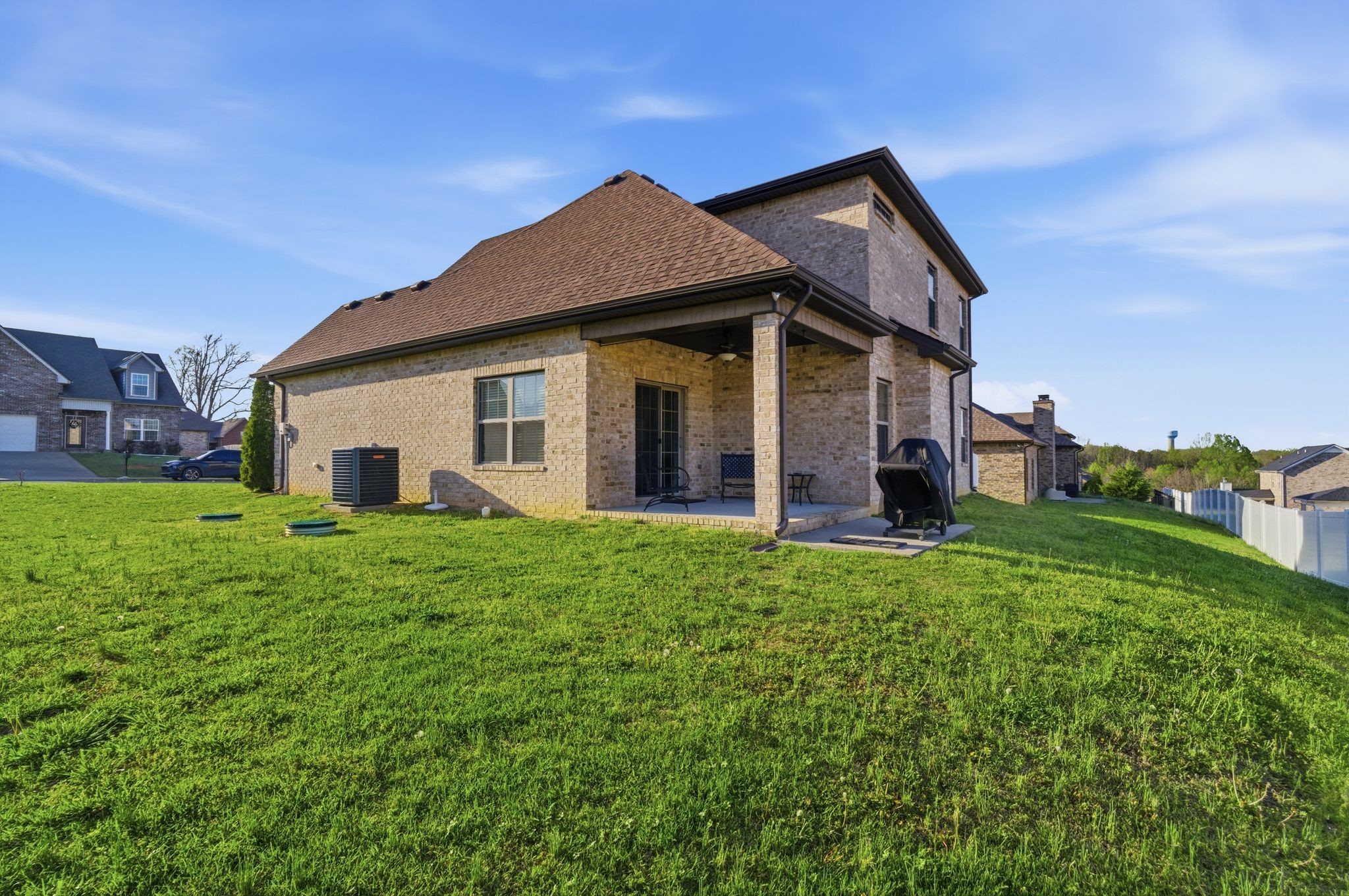  1007 Azalea Ct S, Ashland City, TN, 37015 - 物件實景