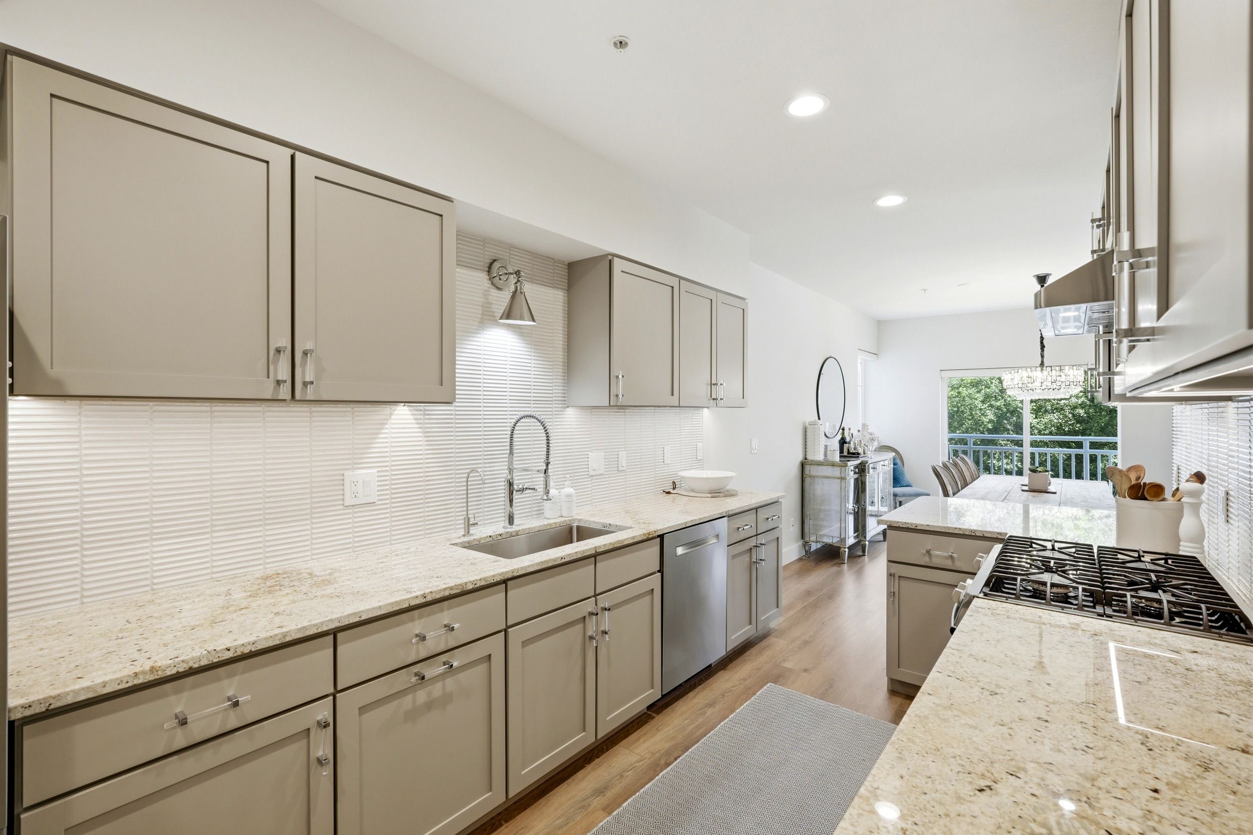  17432 Bothell Way Northeast B-307, Bothell, WA 98011 - 物件實景