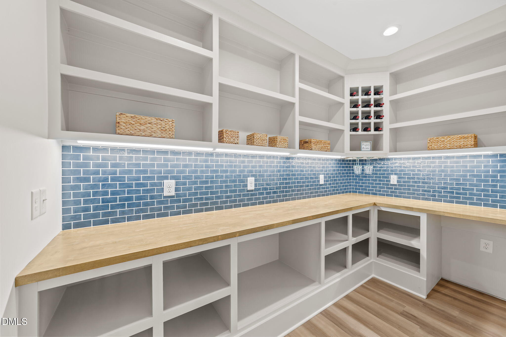 Fuquay Varina, North Carolina, 27526, United States, 3 Bedrooms Bedrooms, ,2 BathroomsBathrooms,Residential,For Sale,1975707