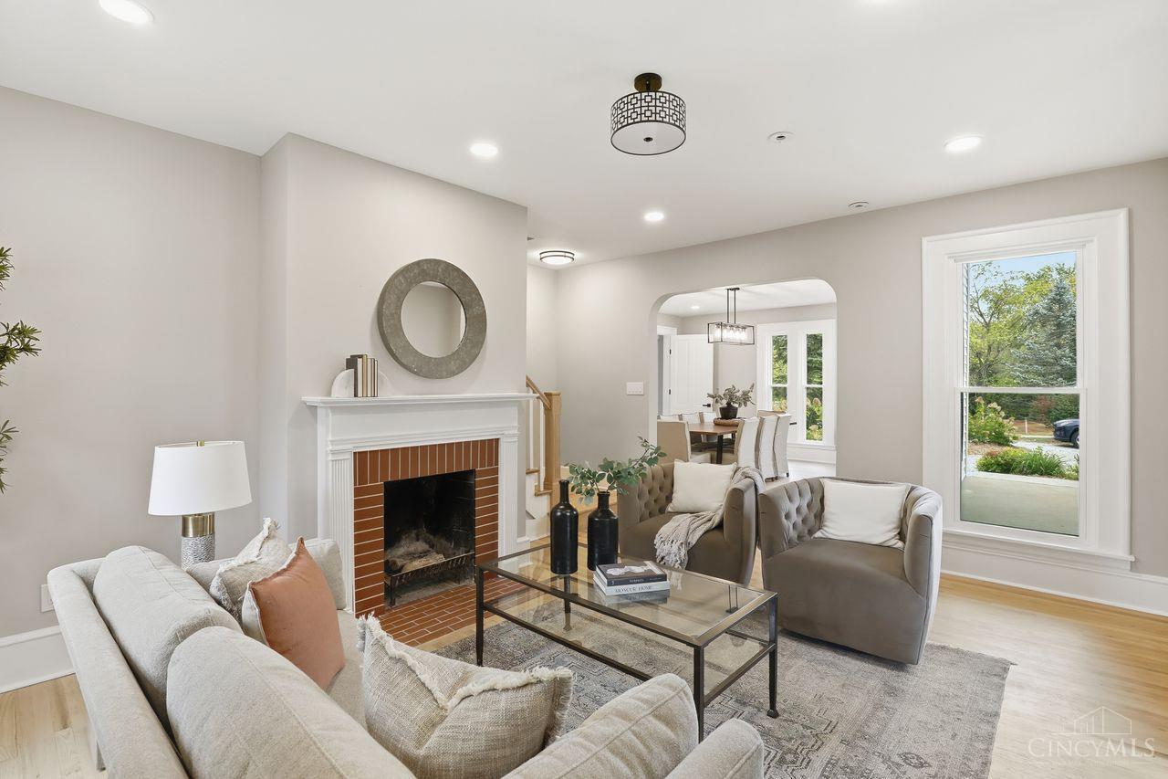 Union Twp, Ohio, 45036, United States, 3 Bedrooms Bedrooms, ,4 BathroomsBathrooms,Residential,For Sale,1967031