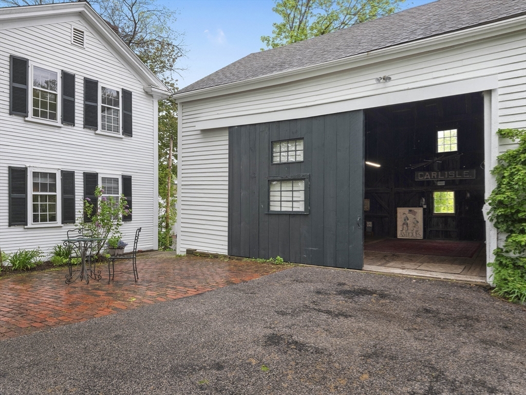 Carlisle, Massachusetts, 01741, United States, 3 Bedrooms Bedrooms, ,4 BathroomsBathrooms,Residential,For Sale,1804776