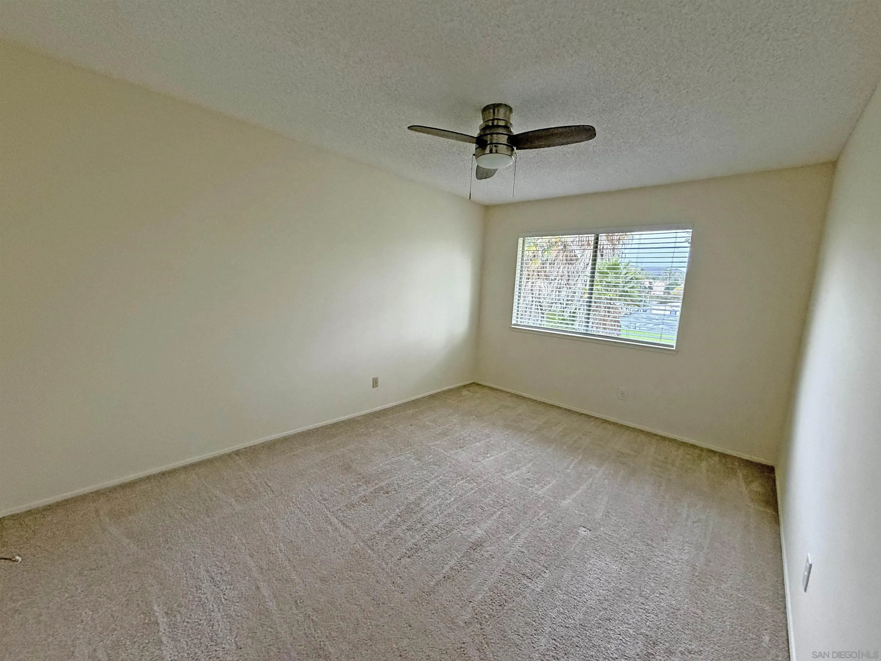 San Diego, California, 92127, United States, 4 Bedrooms Bedrooms, ,3 BathroomsBathrooms,Residential,For Sale,1992799