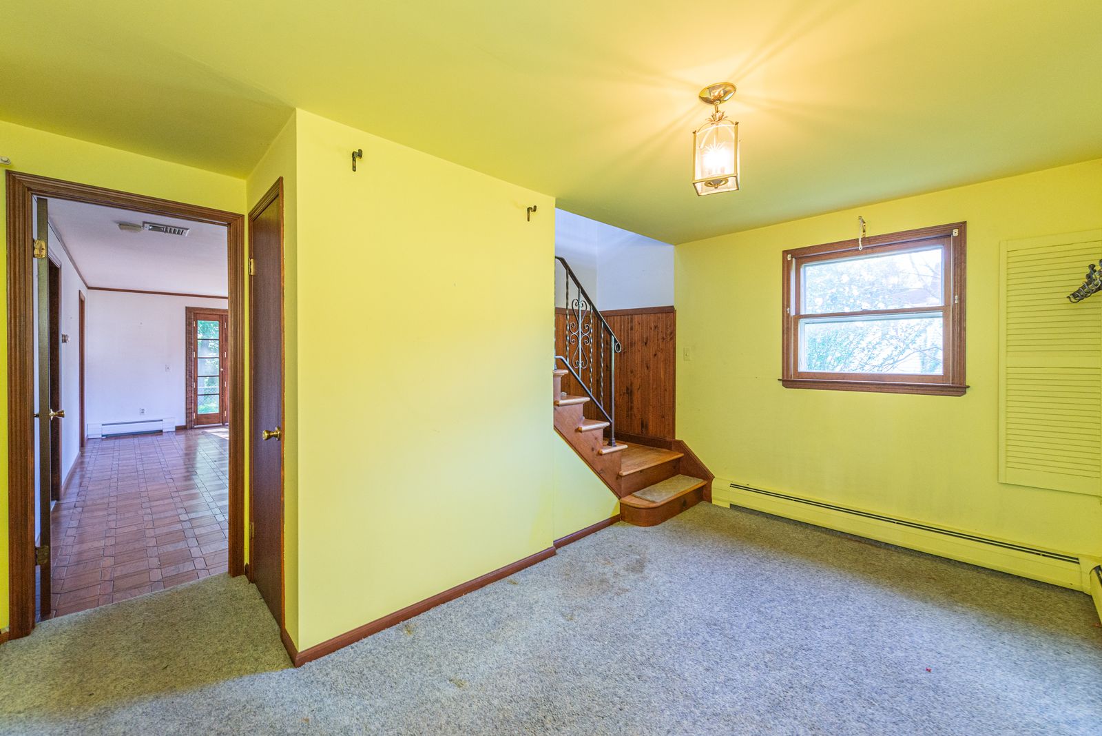Fairfield, New Jersey, 07004, United States, 3 Bedrooms Bedrooms, ,2 BathroomsBathrooms,Residential,For Sale,1938096