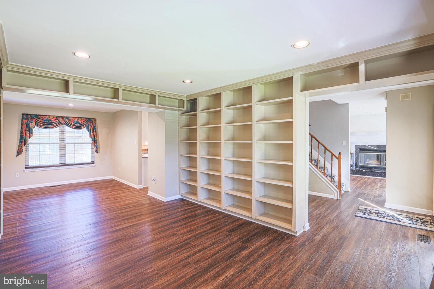 Reisterstown, Maryland, 21136, United States, 4 Bedrooms Bedrooms, ,4 BathroomsBathrooms,Residential,For Sale,1992004