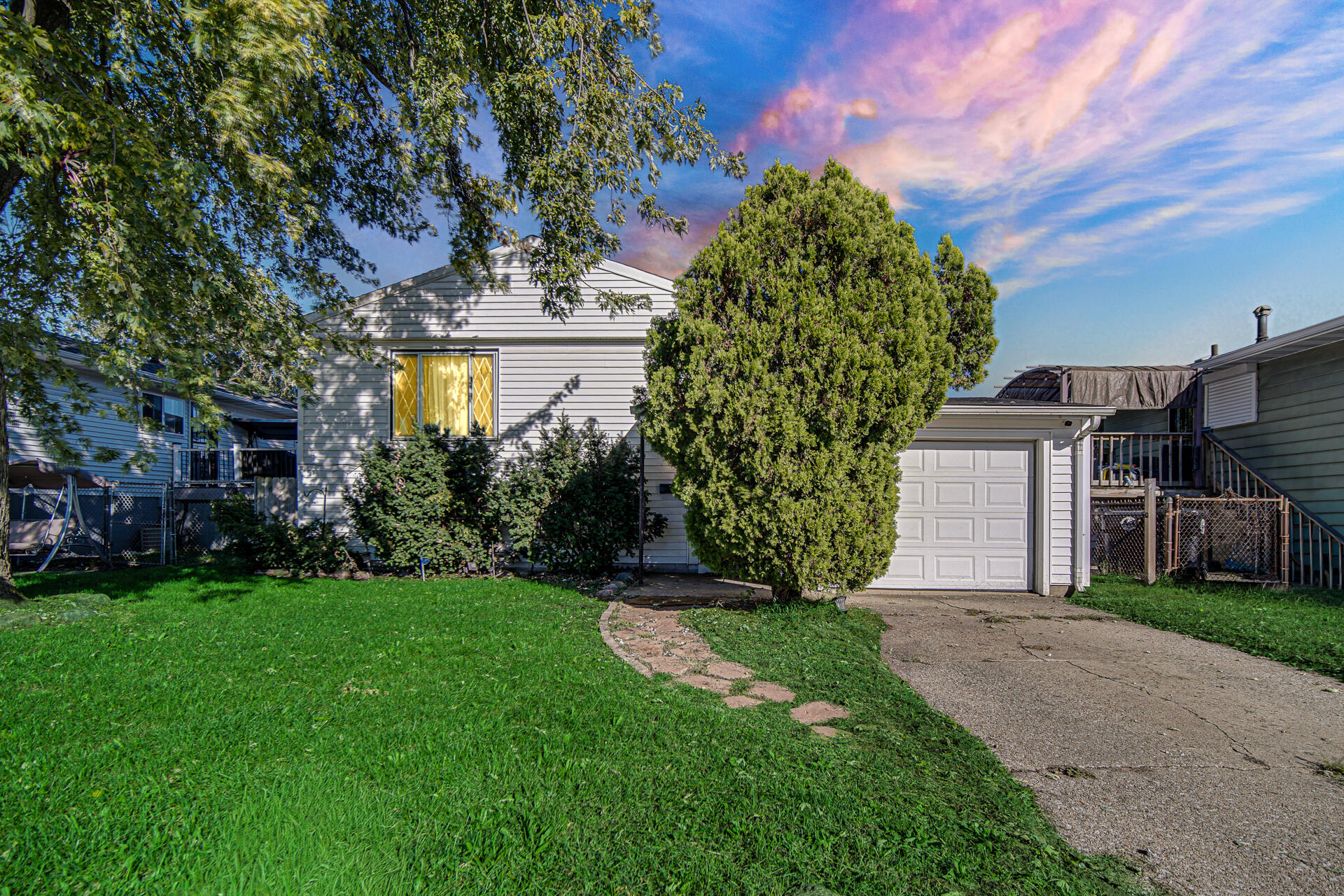 Rhode Island St, Gary, IN 46407