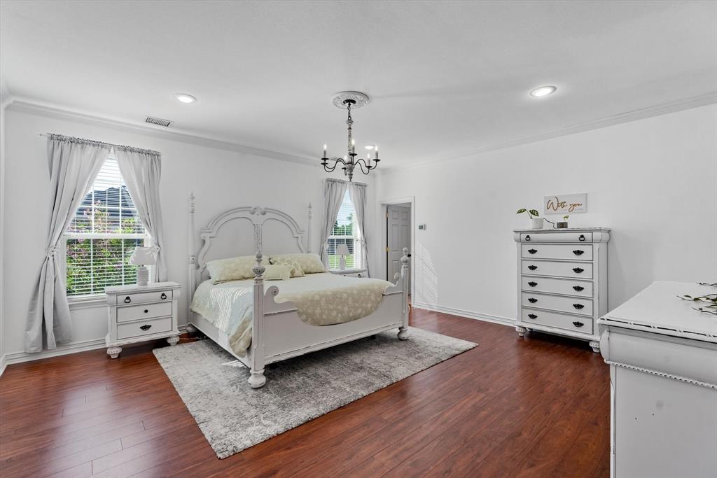 Terrell, Texas, 75160, United States, 4 Bedrooms Bedrooms, ,5 BathroomsBathrooms,Residential,For Sale,1827226