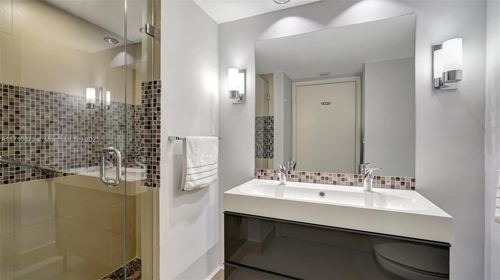 3598 Yacht Club Dr Unit 1901, Aventura, Florida, 33180, United States, 2 Bedrooms Bedrooms, ,2 BathroomsBathrooms,Residential,For Sale,3598 Yacht Club Dr Unit 1901,1679447