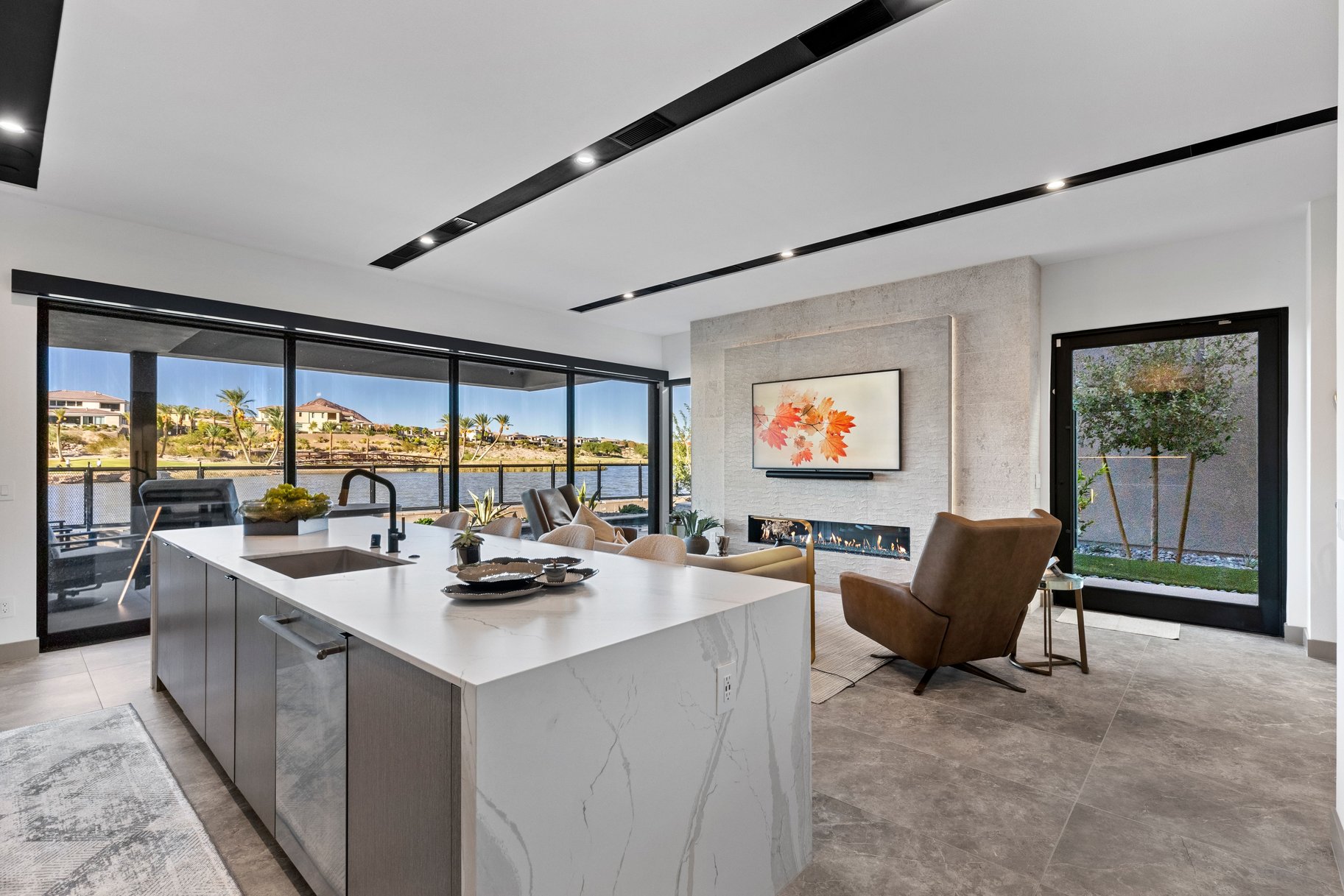  An Extraordinary Expression of Waterfront Luxury - 物件實景