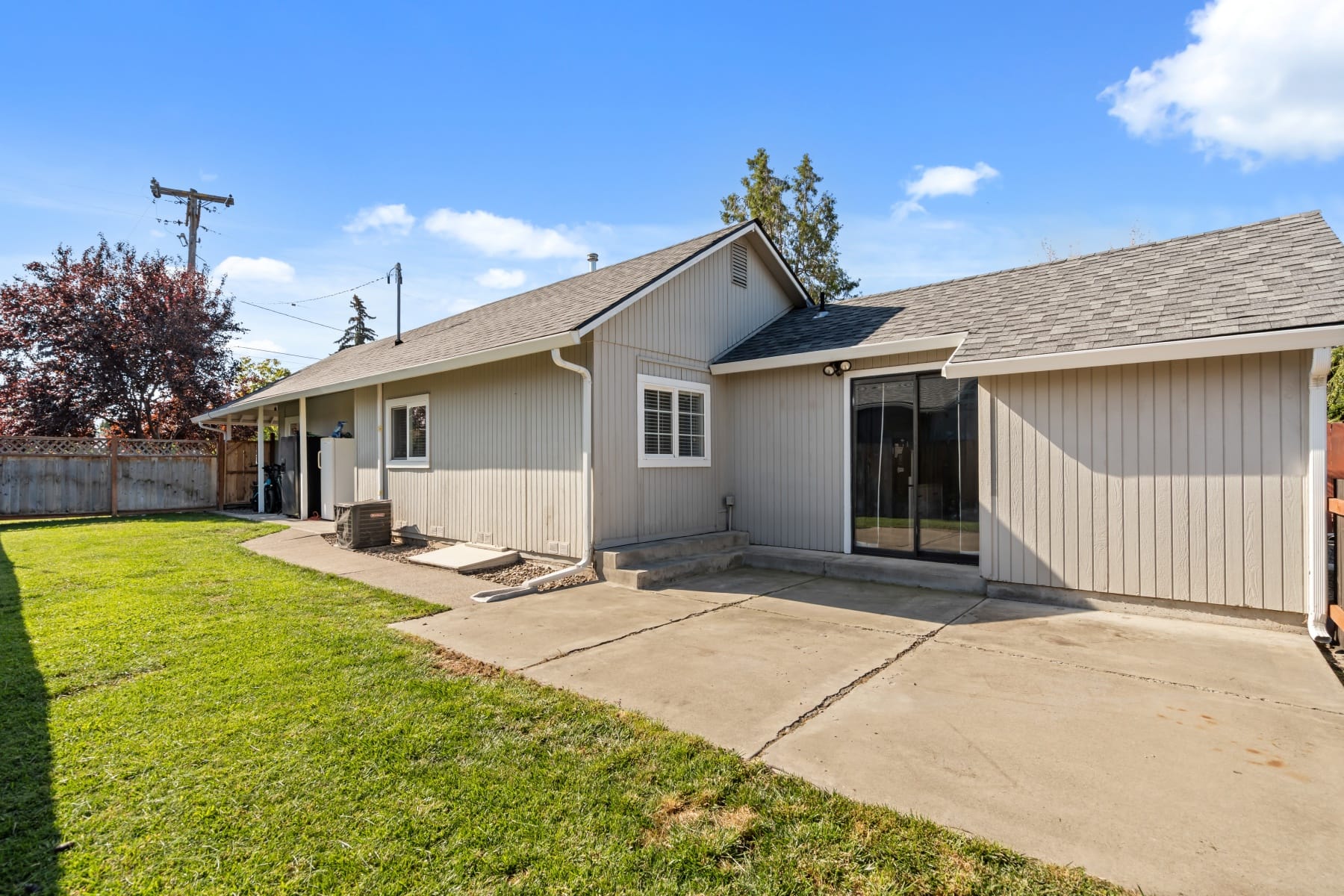  761 Hazel Street Central Point, OR 97502 - 物件實景