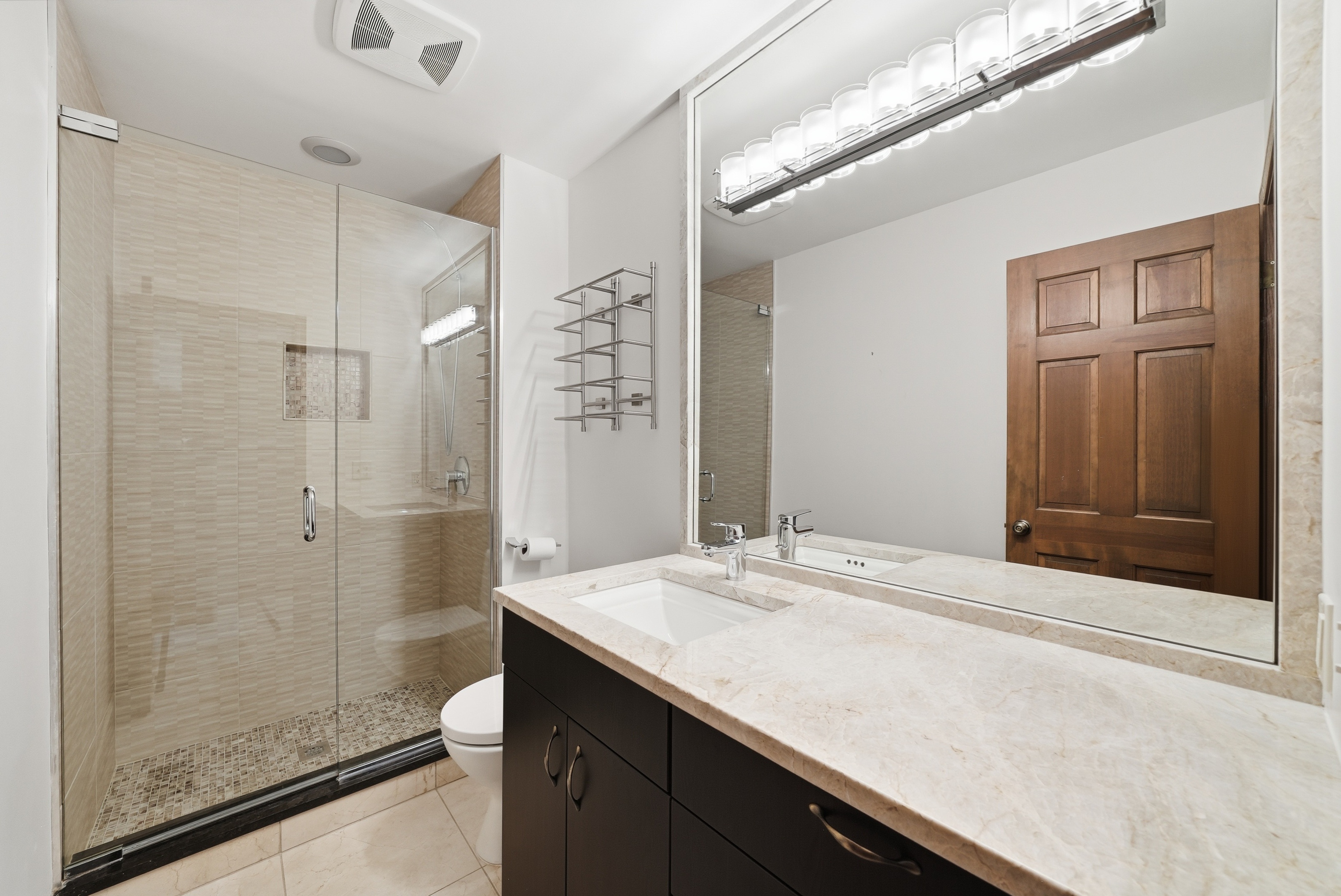  An Exceptional Lifestyle Opportunity in the Heart of Oak Brook - 物件實景