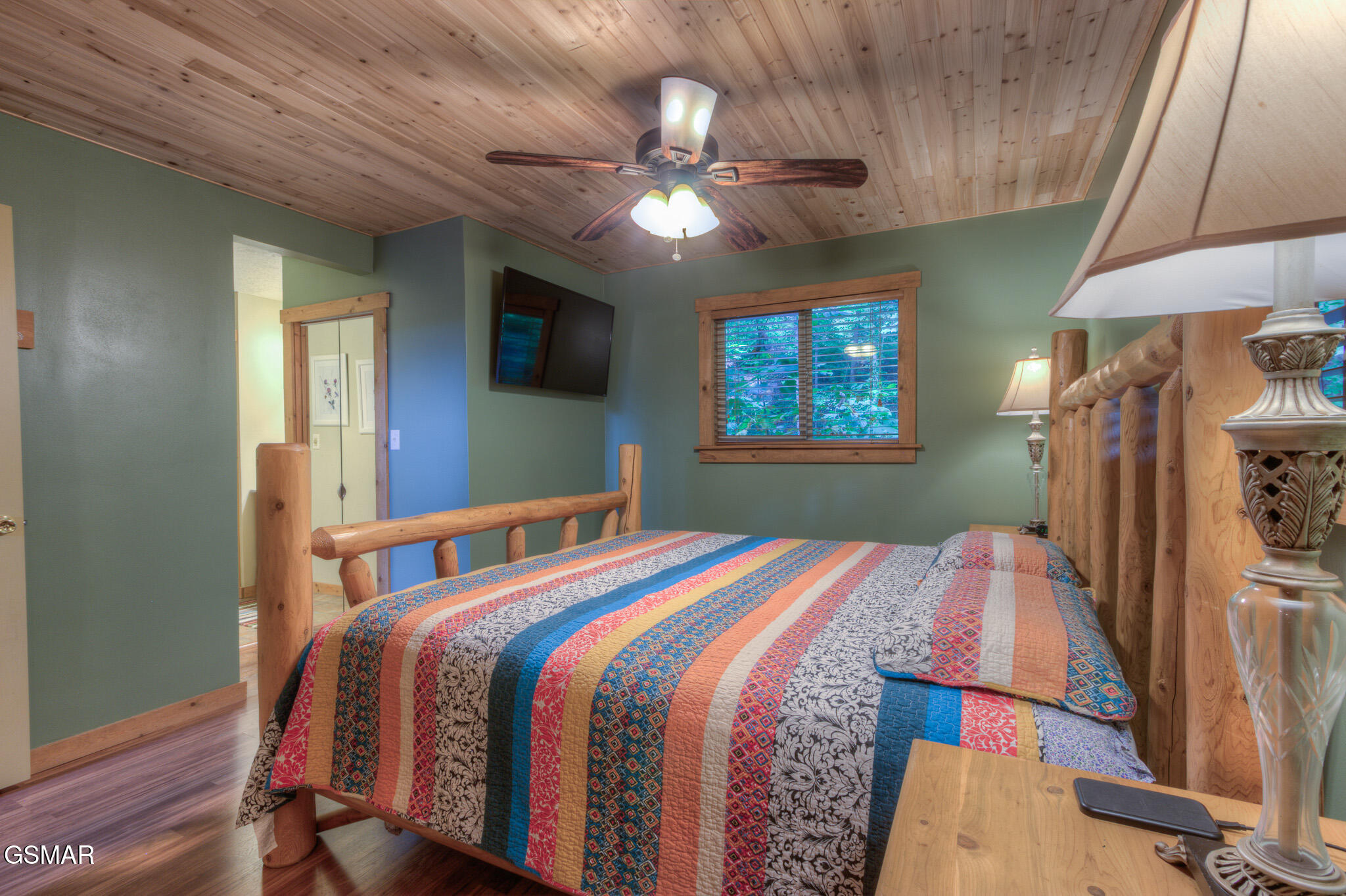 Gatlinburg, Tennessee, 37738, United States, 3 Bedrooms Bedrooms, ,4 BathroomsBathrooms,Residential,For Sale,1979752