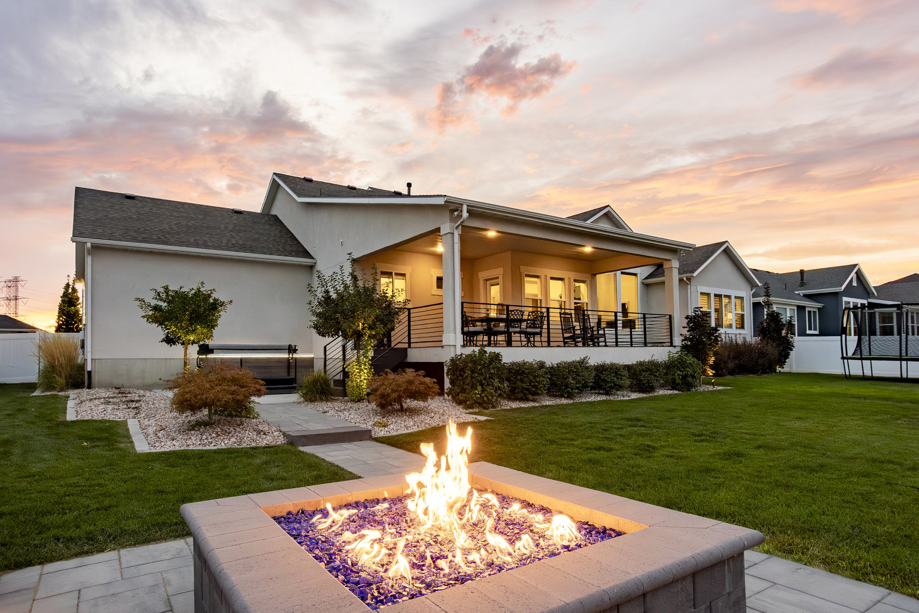  Modern Farmhouse Charm in Farmington - 物件實景