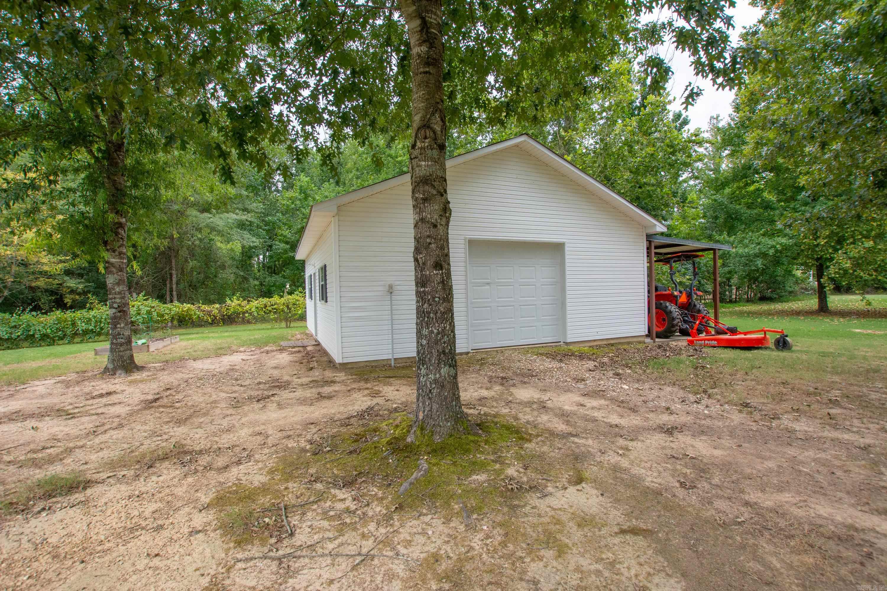 Benton, Arkansas, 72019, United States, 4 Bedrooms Bedrooms, ,4 BathroomsBathrooms,Residential,For Sale,1932840