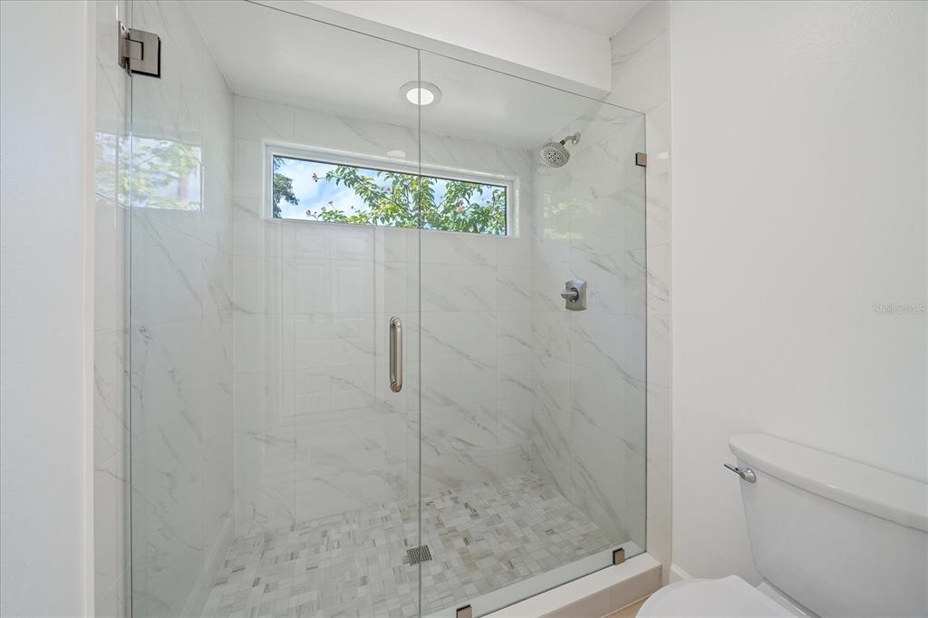 Sarasota, Florida, 34231, United States, 3 Bedrooms Bedrooms, ,2 BathroomsBathrooms,Residential,For Sale,1987968