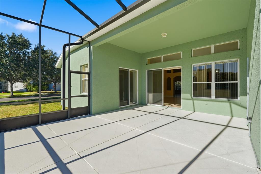 Tampa, Florida, 33635, United States, 4 Bedrooms Bedrooms, ,3 BathroomsBathrooms,Residential,For Sale,1988639