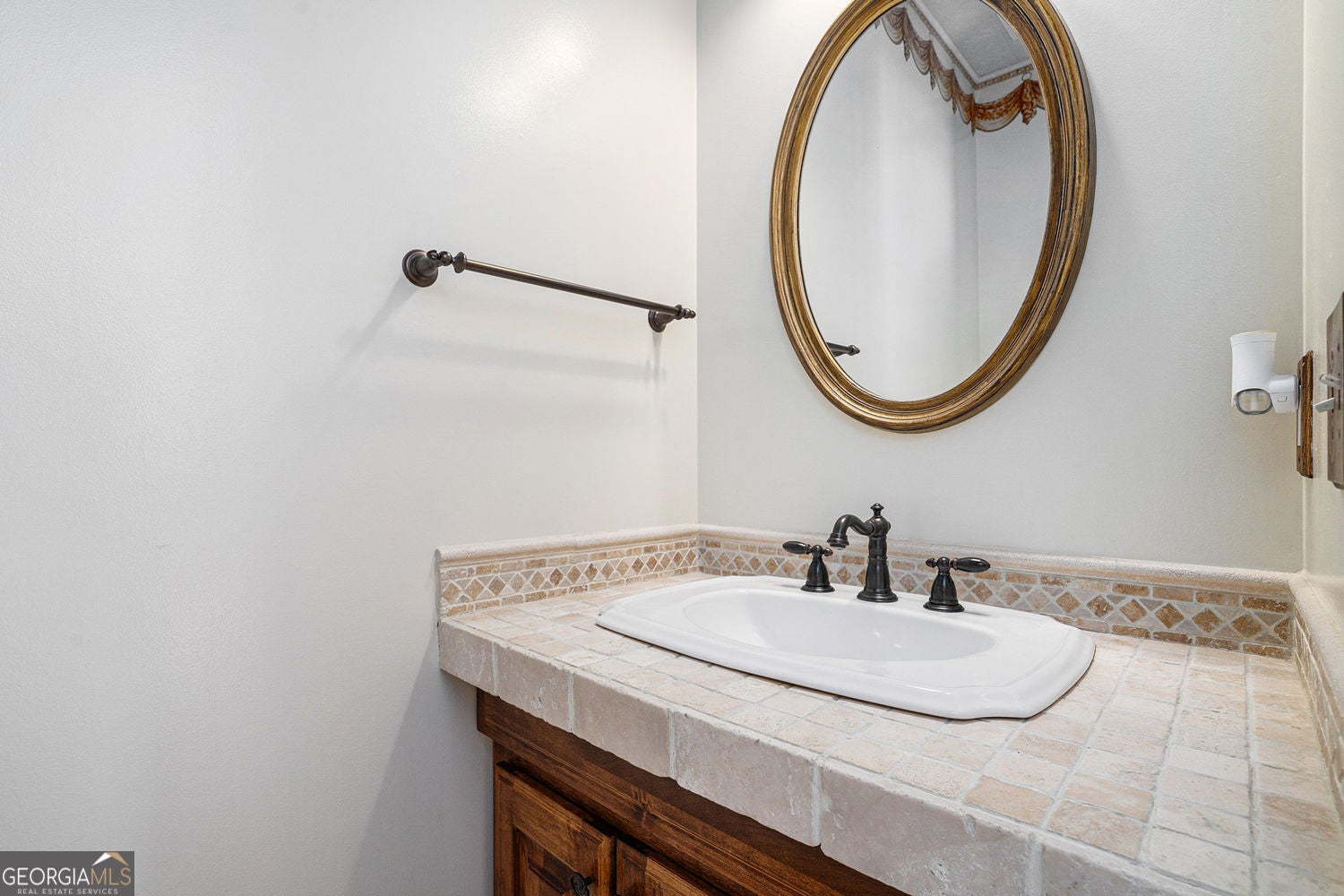 Johns Creek, Georgia, 30022, United States, 5 Bedrooms Bedrooms, ,4 BathroomsBathrooms,Residential,For Sale,1985826