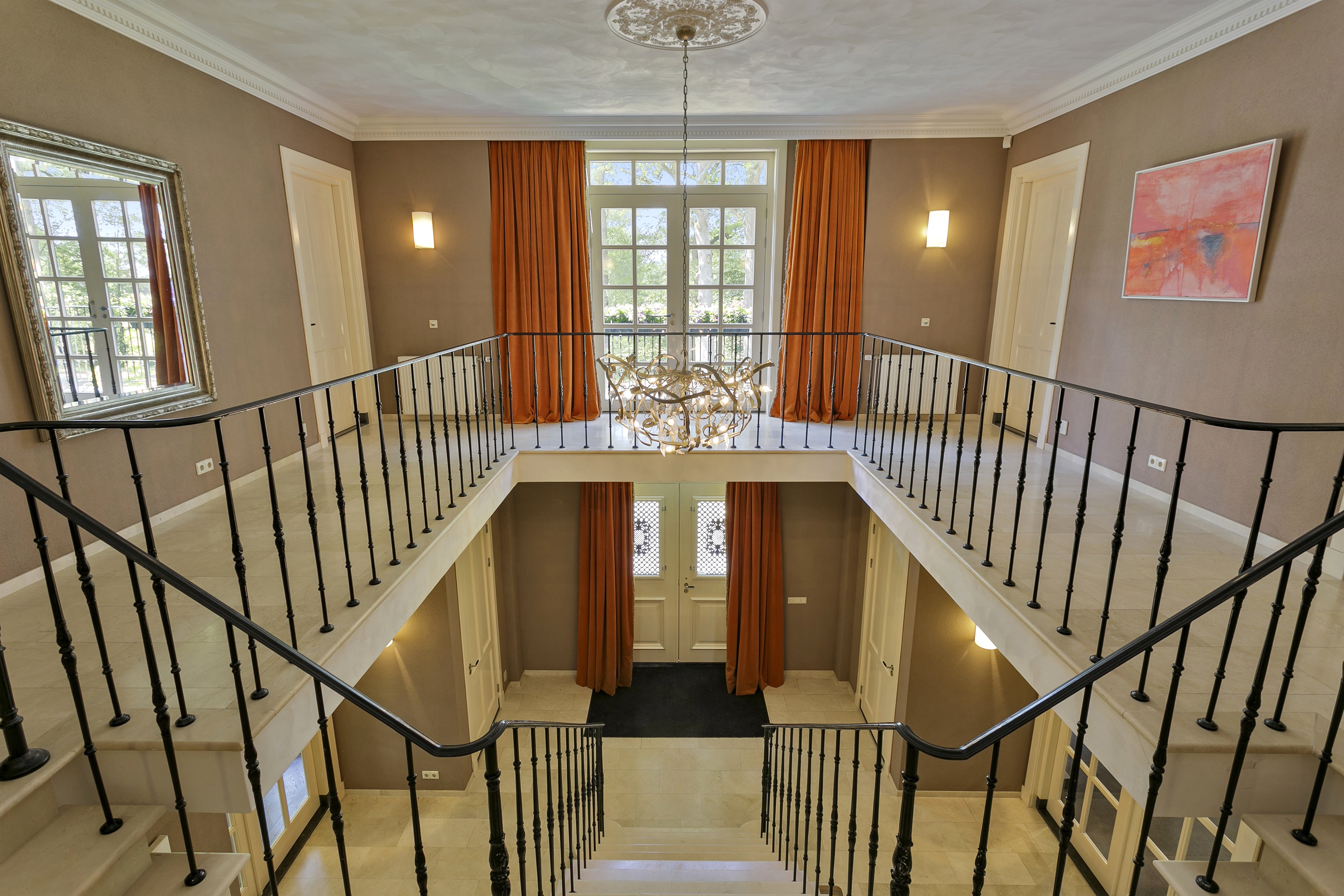  Stately elegance with a contemporary soul – a unique family residence - 物件實景