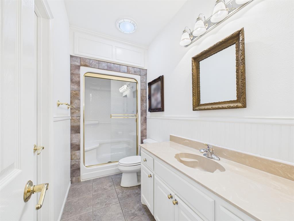 Waxahachie, Texas, 75165, United States, 3 Bedrooms Bedrooms, ,2 BathroomsBathrooms,Residential,For Sale,1977145