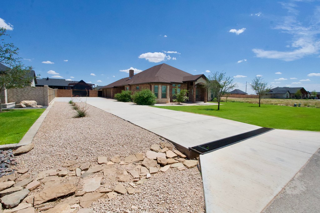 Midland, Texas, 79706, United States, 4 Bedrooms Bedrooms, ,3 BathroomsBathrooms,Residential,For Sale,1983876