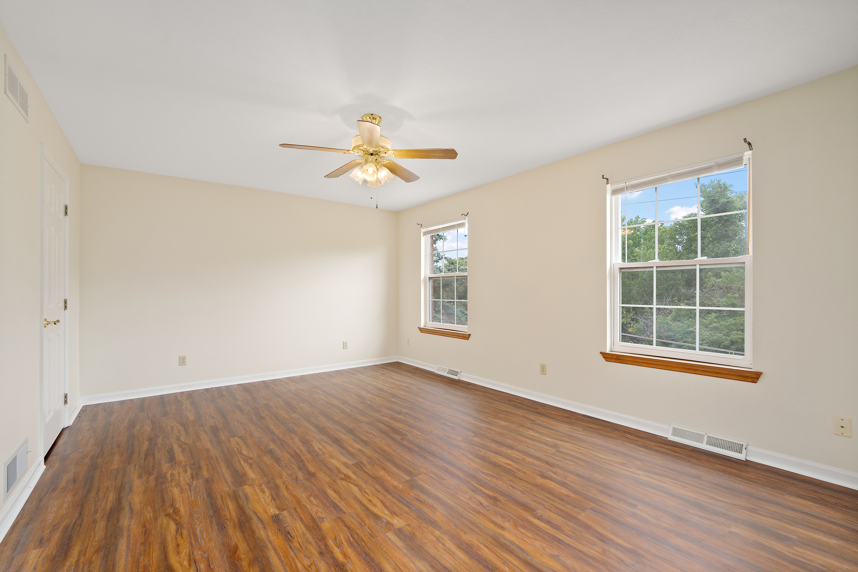  1006-1008 Middletown Road, Pittsburgh, PA 15205 - 物件實景