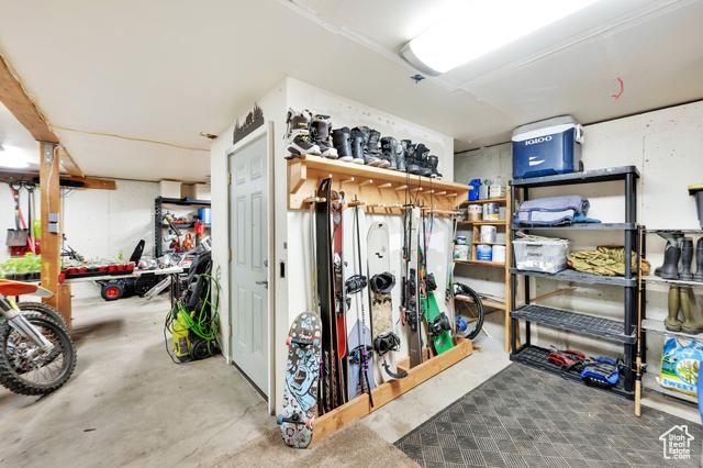 Heber City, Utah, 84032, United States, 4 Bedrooms Bedrooms, ,4 BathroomsBathrooms,Residential,For Sale,1889644