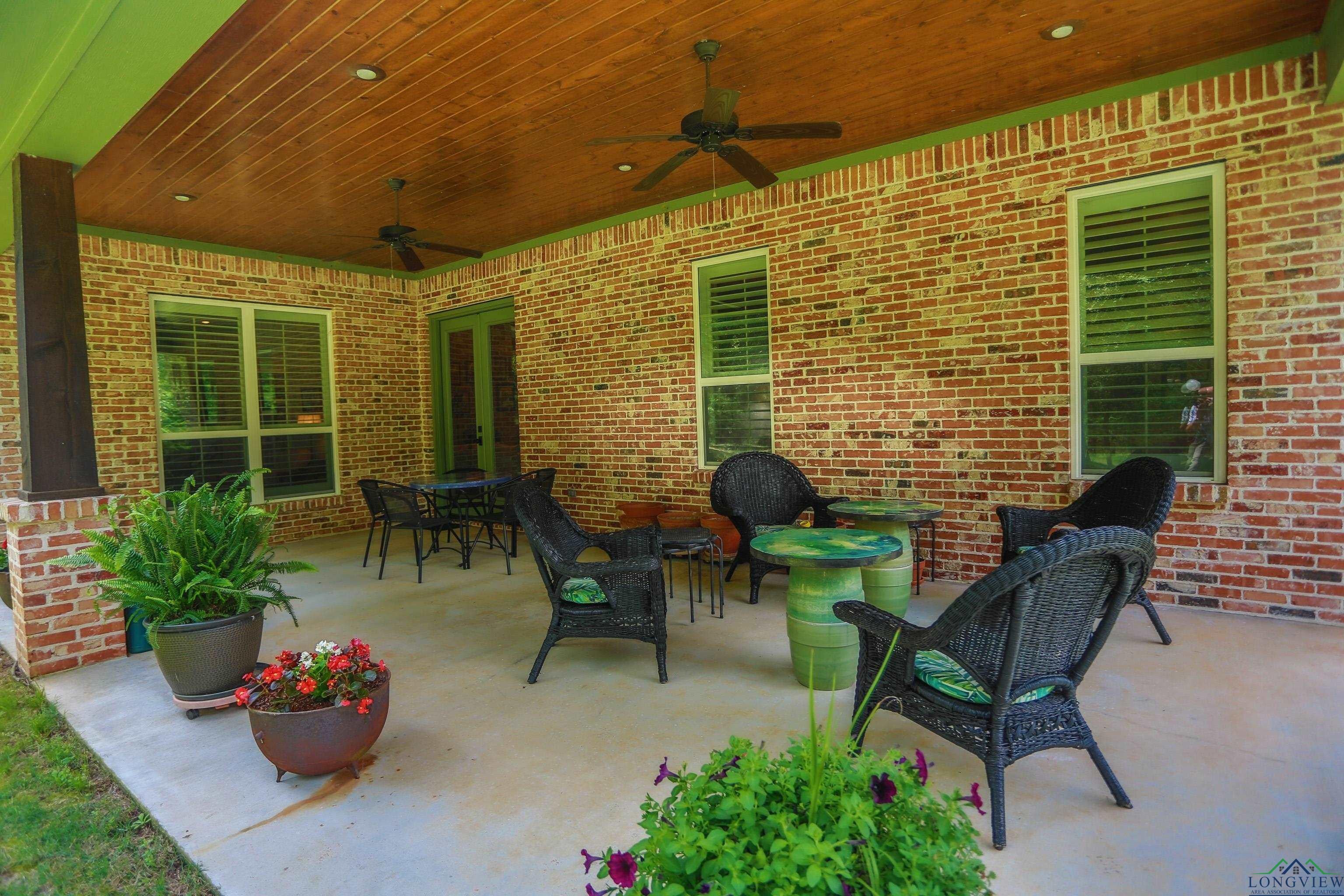 Jefferson, Texas, 75657, United States, 3 Bedrooms Bedrooms, ,3 BathroomsBathrooms,Residential,For Sale,1916198