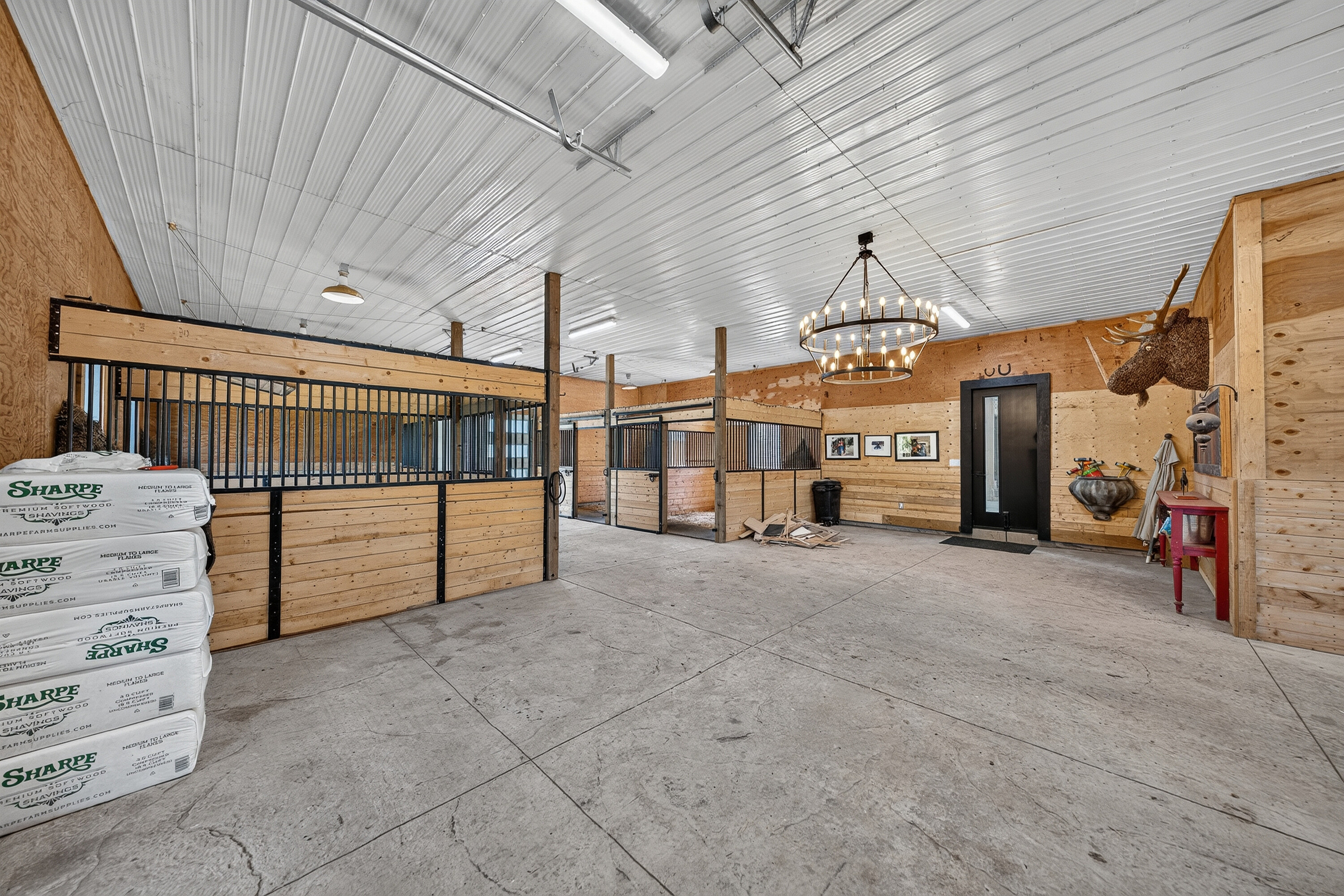  Custom-Built Country Estate - 物件實景