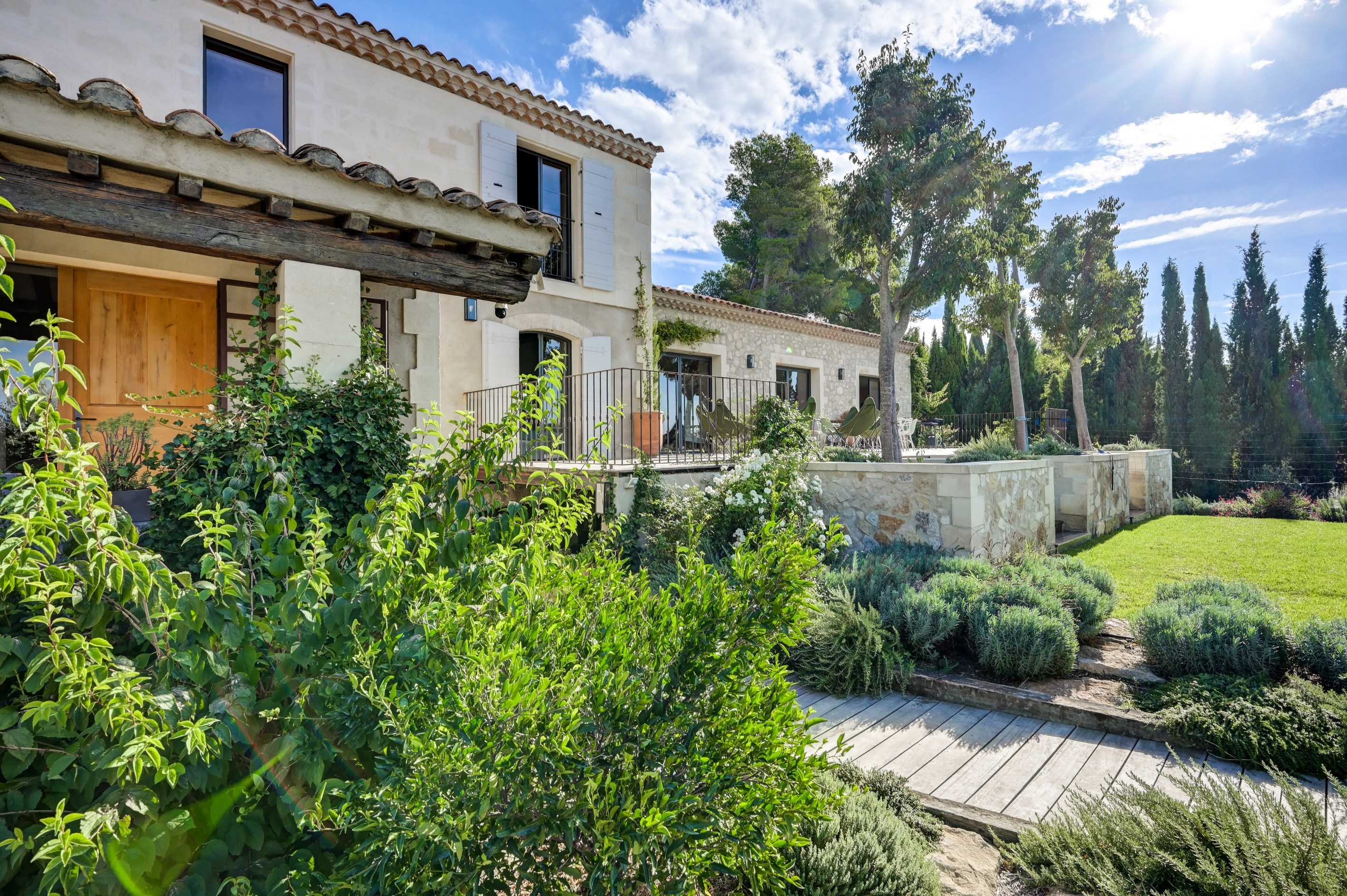  MAUSSANE LES ALPILLES – RENOVATED CHARACTER PROPERTY WITH PANORAMIC VIEWS AND W… - 物件實景