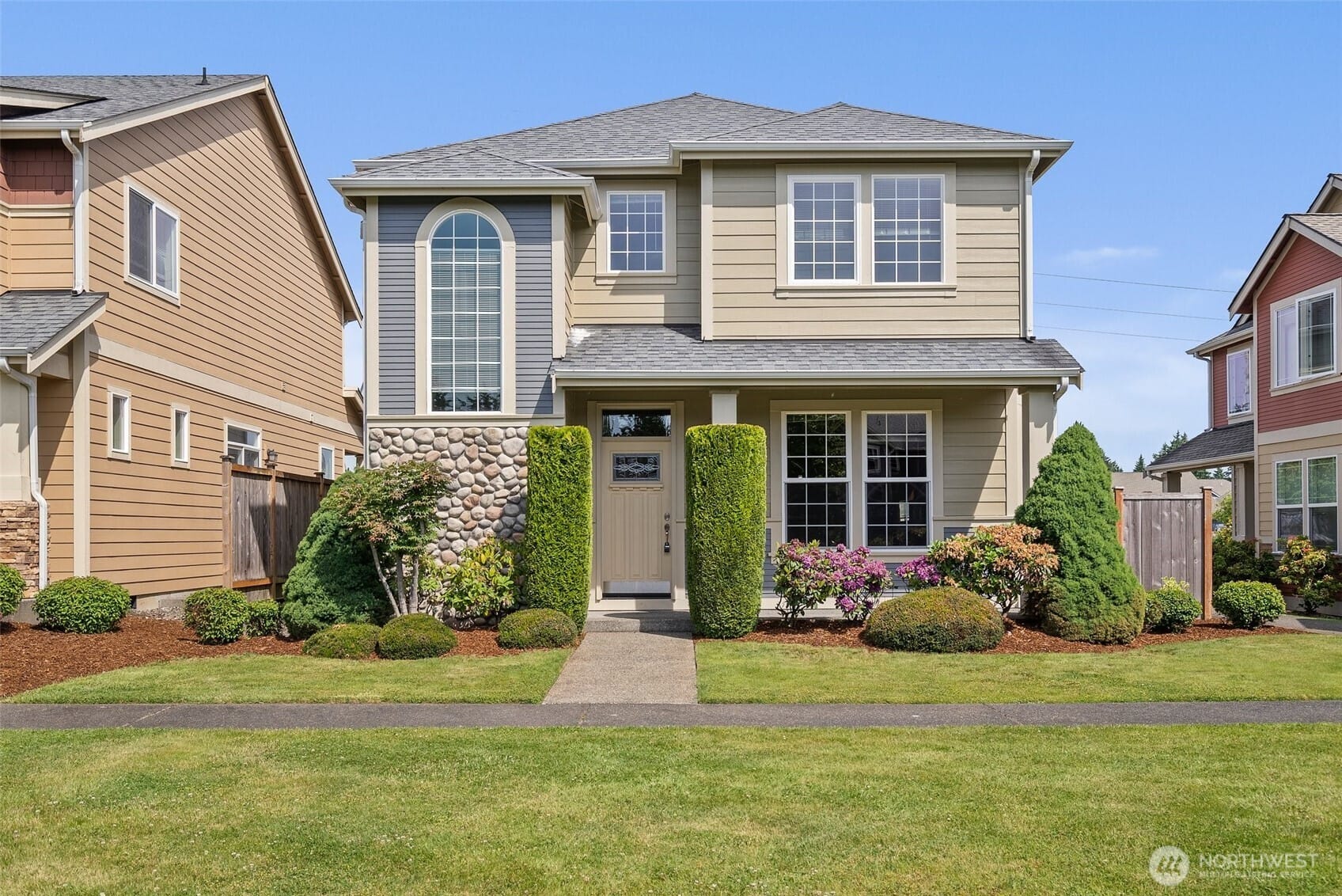 Puyallup, Washington, 98374, United States, 3 Bedrooms Bedrooms, ,3 BathroomsBathrooms,Residential,For Sale,1849998
