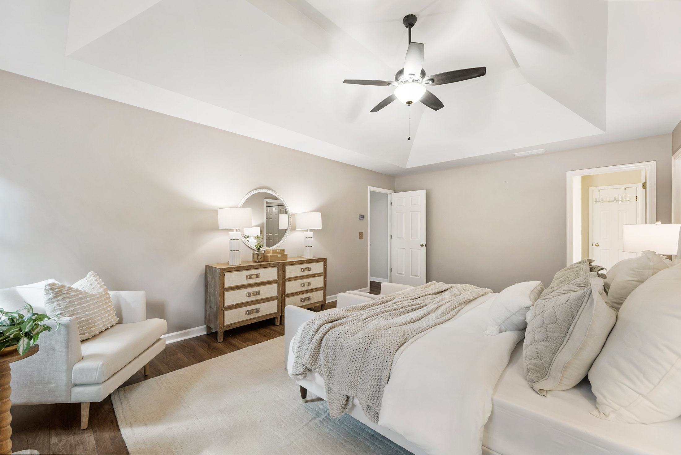  Andover North Home Blends Privacy and Convenience - 物件實景