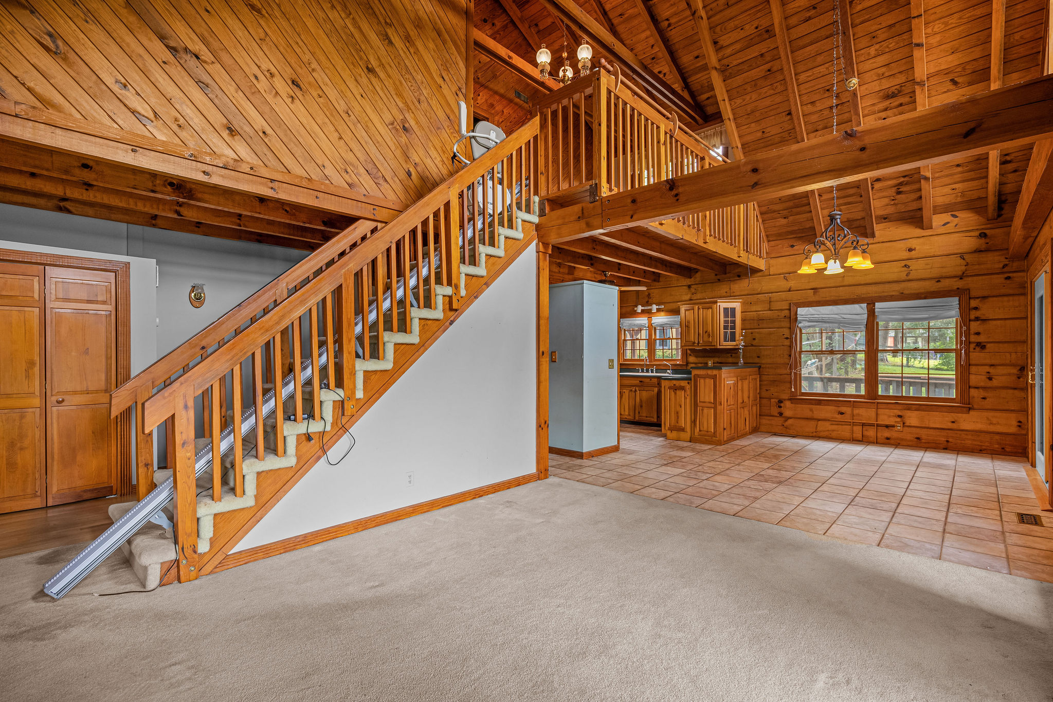 Dandridge, Tennessee, 37725, United States, 2 Bedrooms Bedrooms, ,2 BathroomsBathrooms,Residential,For Sale,1928860