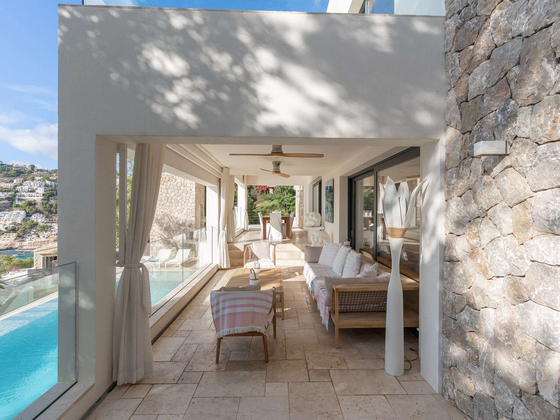  Villa with sea views in Cala Llamp - 物件實景